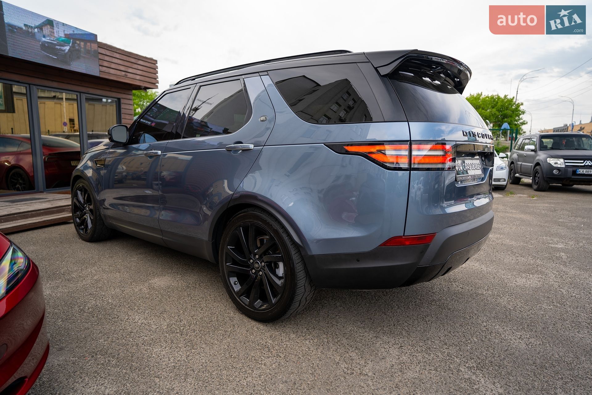 Land Rover Discovery 2019 VIN SALRT2RV1L2416052 фото оголошення 14 з 57