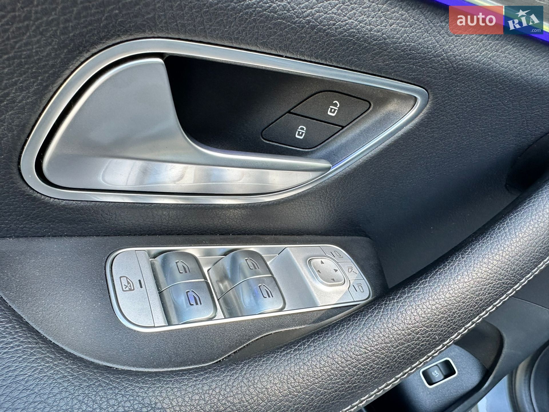 Mercedes-Benz GLE-Class 2023 VIN W1NFB0KB5PB006130 фото оголошення 15 з 52
