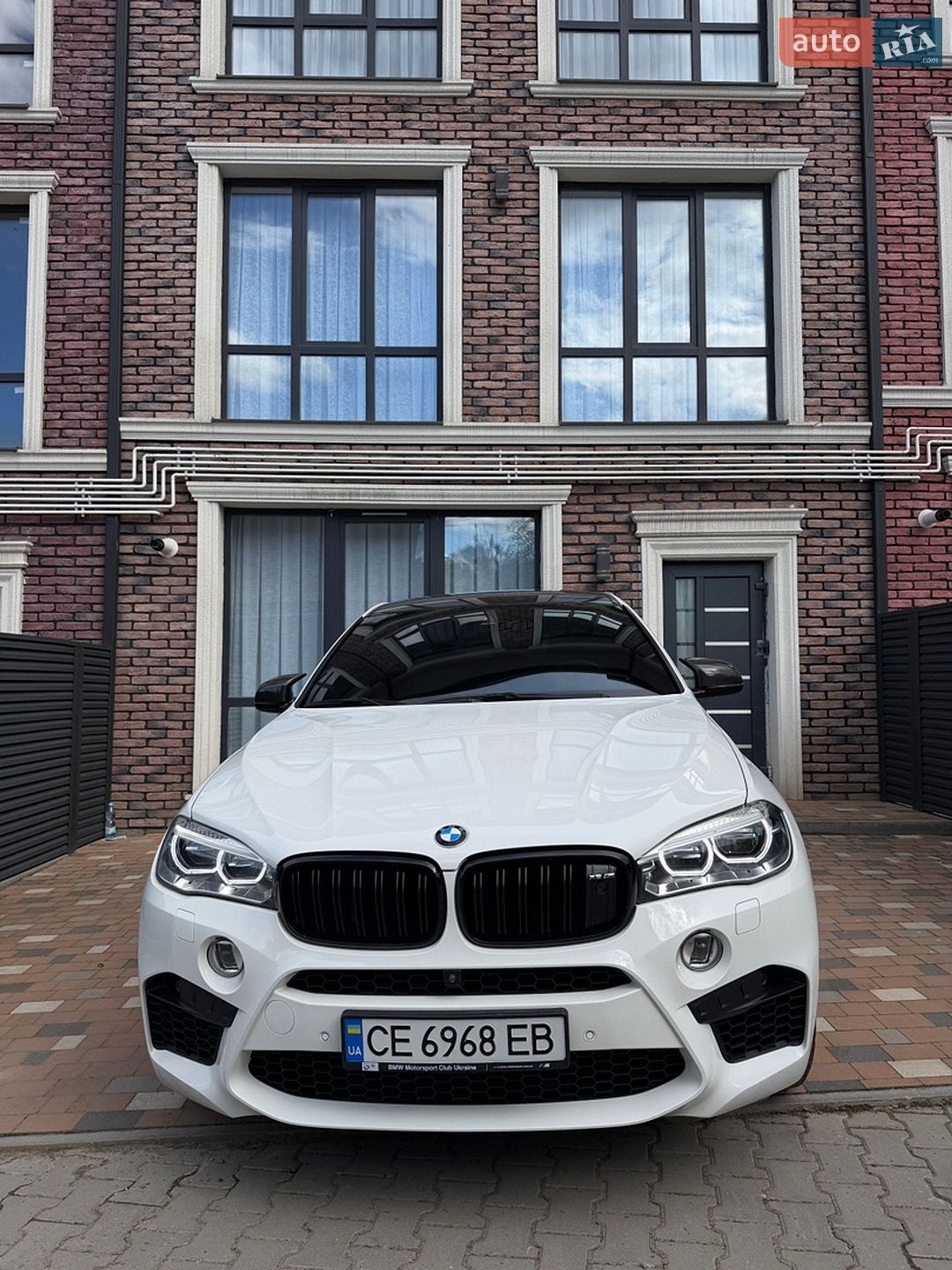 BMW X6 2017 VIN 5UXKU6C38H0W38674 фото оголошення 4 з 31