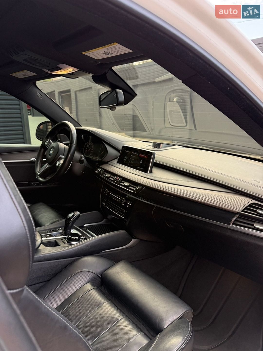 BMW X6 2017 VIN 5UXKU6C38H0W38674 фото оголошення 14 з 31