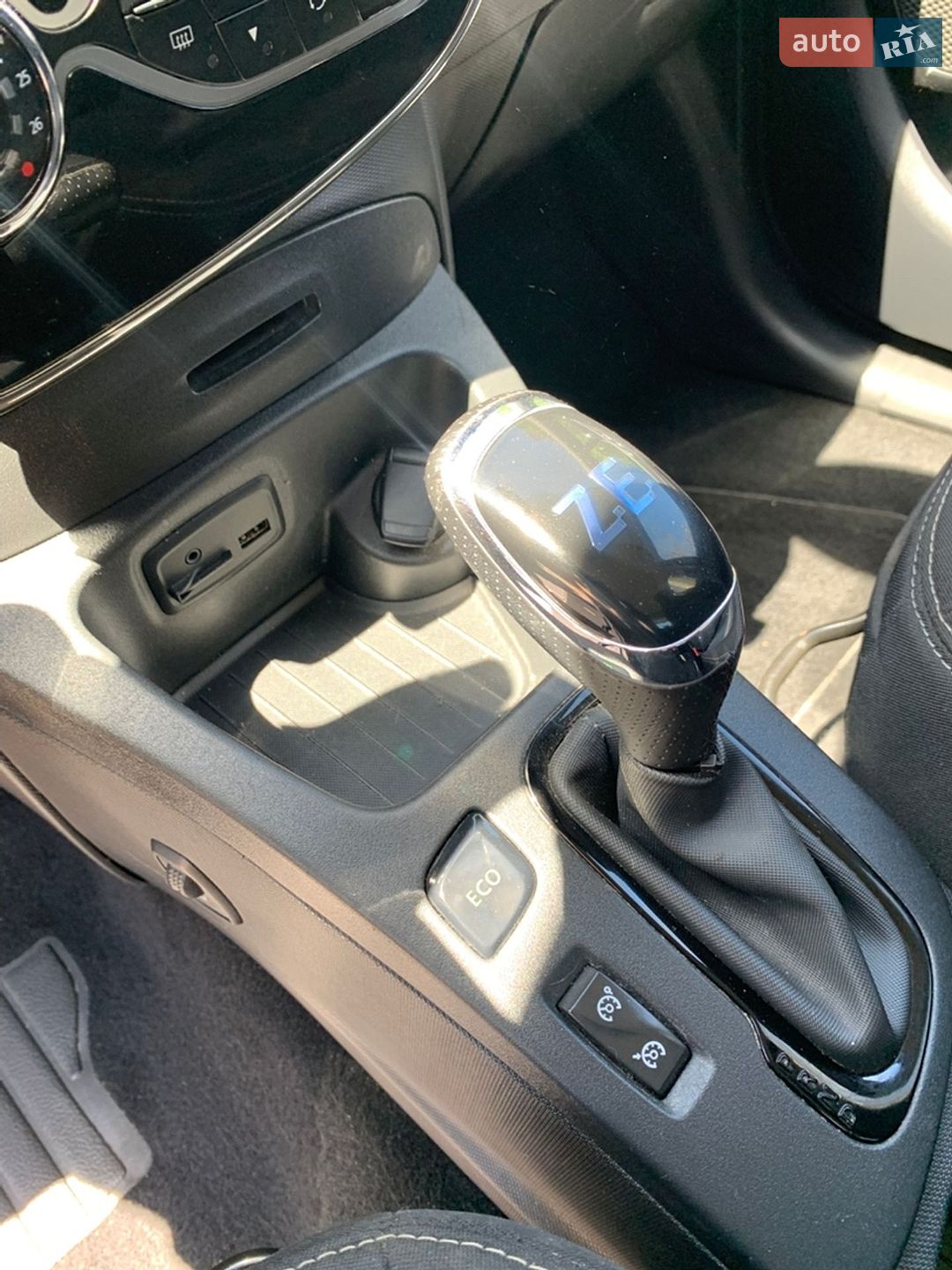 Renault Zoe 2017 VIN VF1AGVYF059181980 фото оголошення 9 з 21
