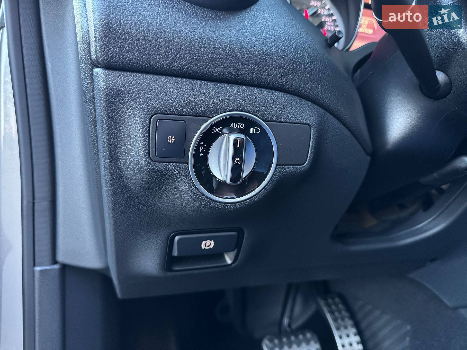 Mercedes-Benz CLA-Class 2015 VIN WDD1173431N280781 фото оголошення 16 з 31