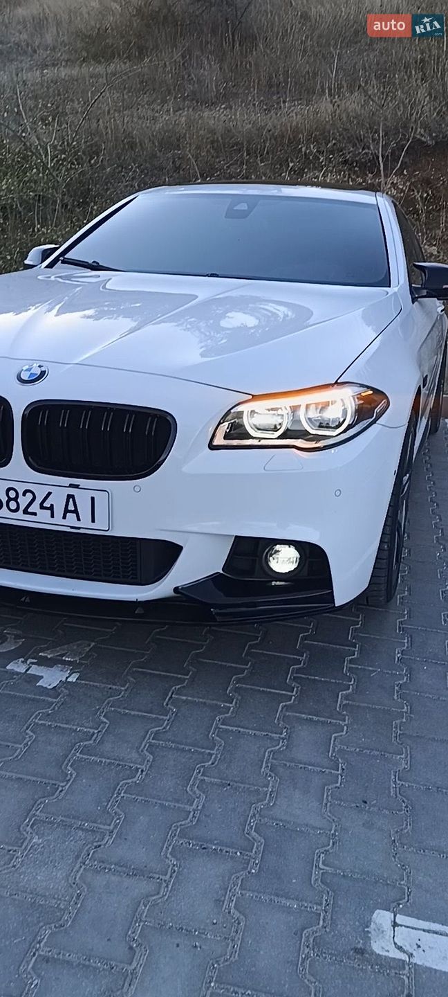 BMW 5 Series 2016 VIN WBAFV3C55GD687805 фото оголошення 33 з 75