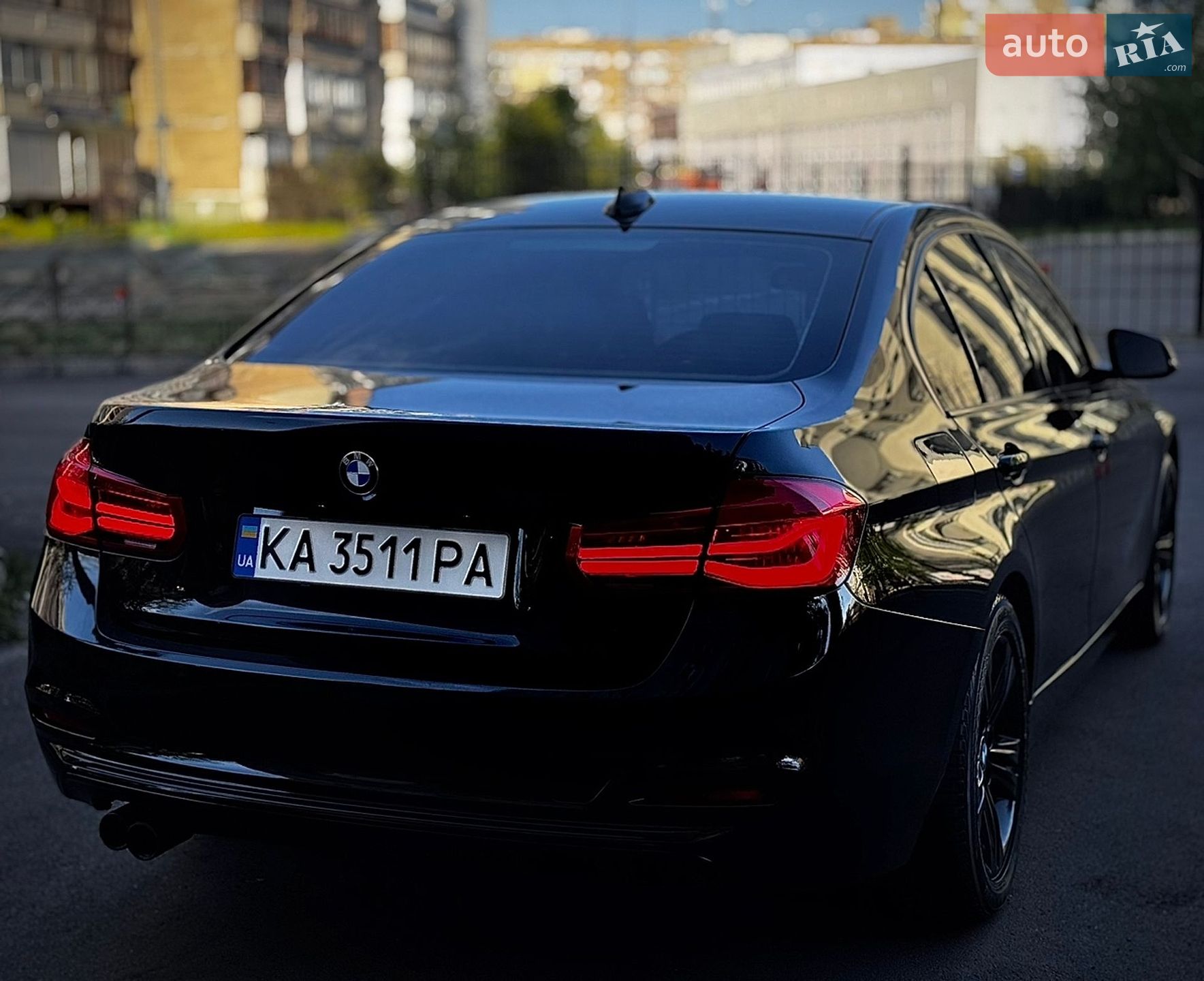 BMW 3 Series 2017 VIN WBA8B9G50JNU96633 фото оголошення 13 з 43