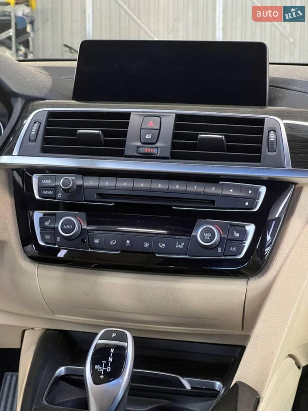 BMW 3 Series 2017 VIN WBA8B9G50JNU96633 фото оголошення 39 з 43