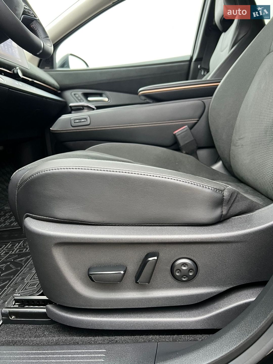 Nissan Ariya 2022 VIN JN1TBAFE0U0302507 фото оголошення 11 з 45