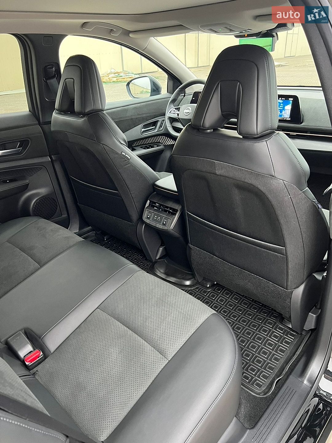 Nissan Ariya 2022 VIN JN1TBAFE0U0302507 фото оголошення 30 з 45