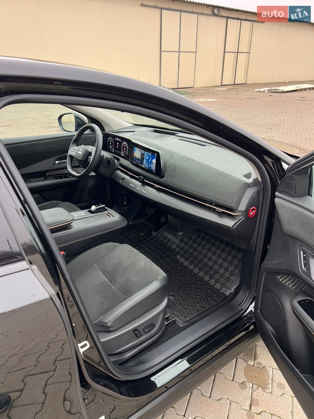 Nissan Ariya 2022 VIN JN1TBAFE0U0302507 фото оголошення 32 з 45