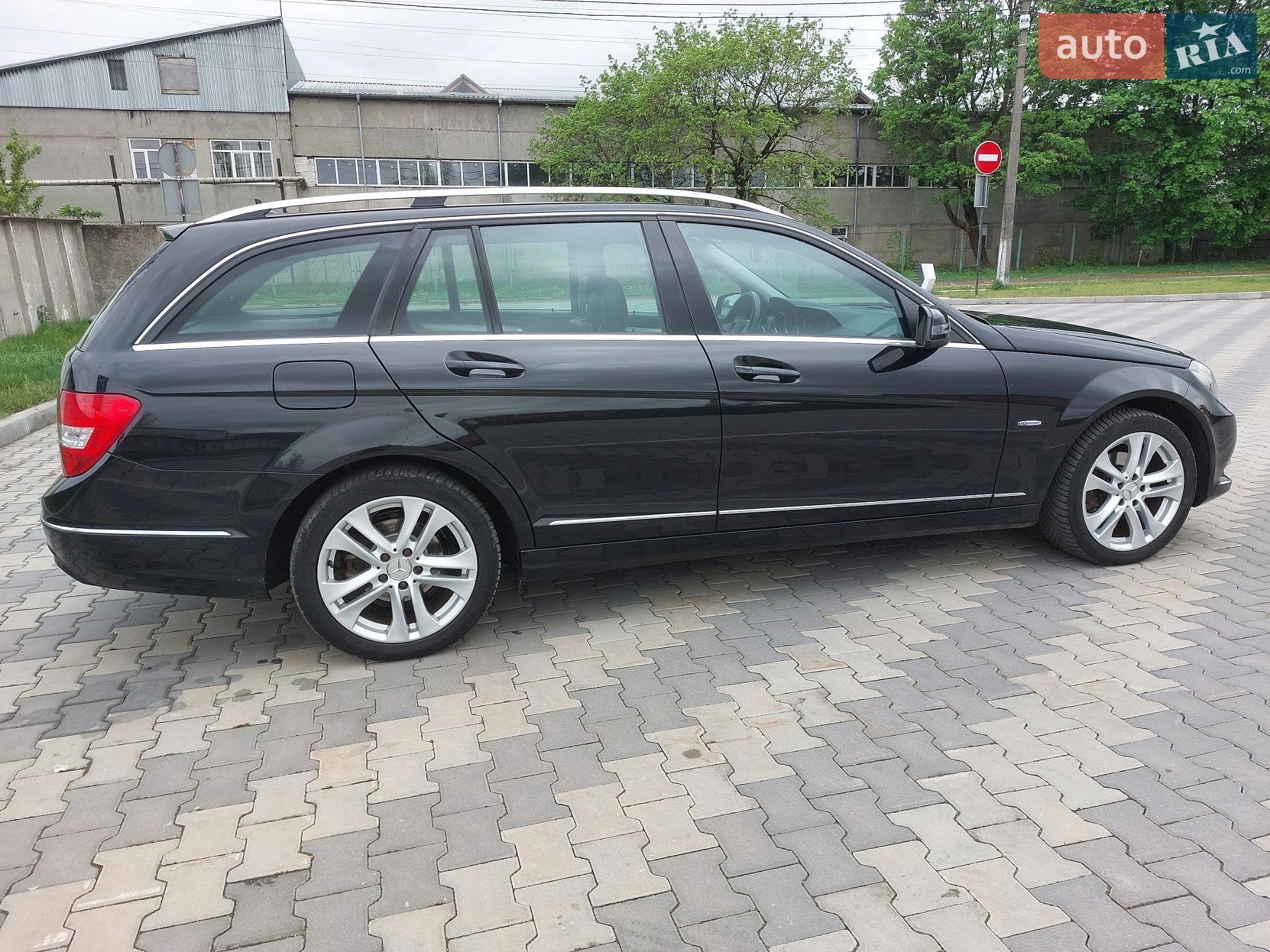 Mercedes-Benz C-Class 2011 VIN WDD2042491F686086 фото оголошення 2 з 19