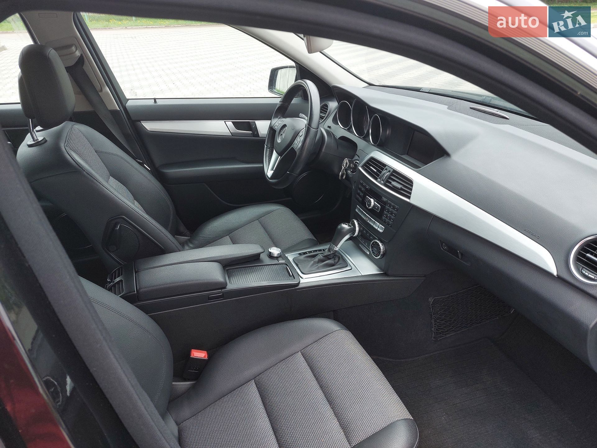 Mercedes-Benz C-Class 2011 VIN WDD2042491F686086 фото оголошення 13 з 19