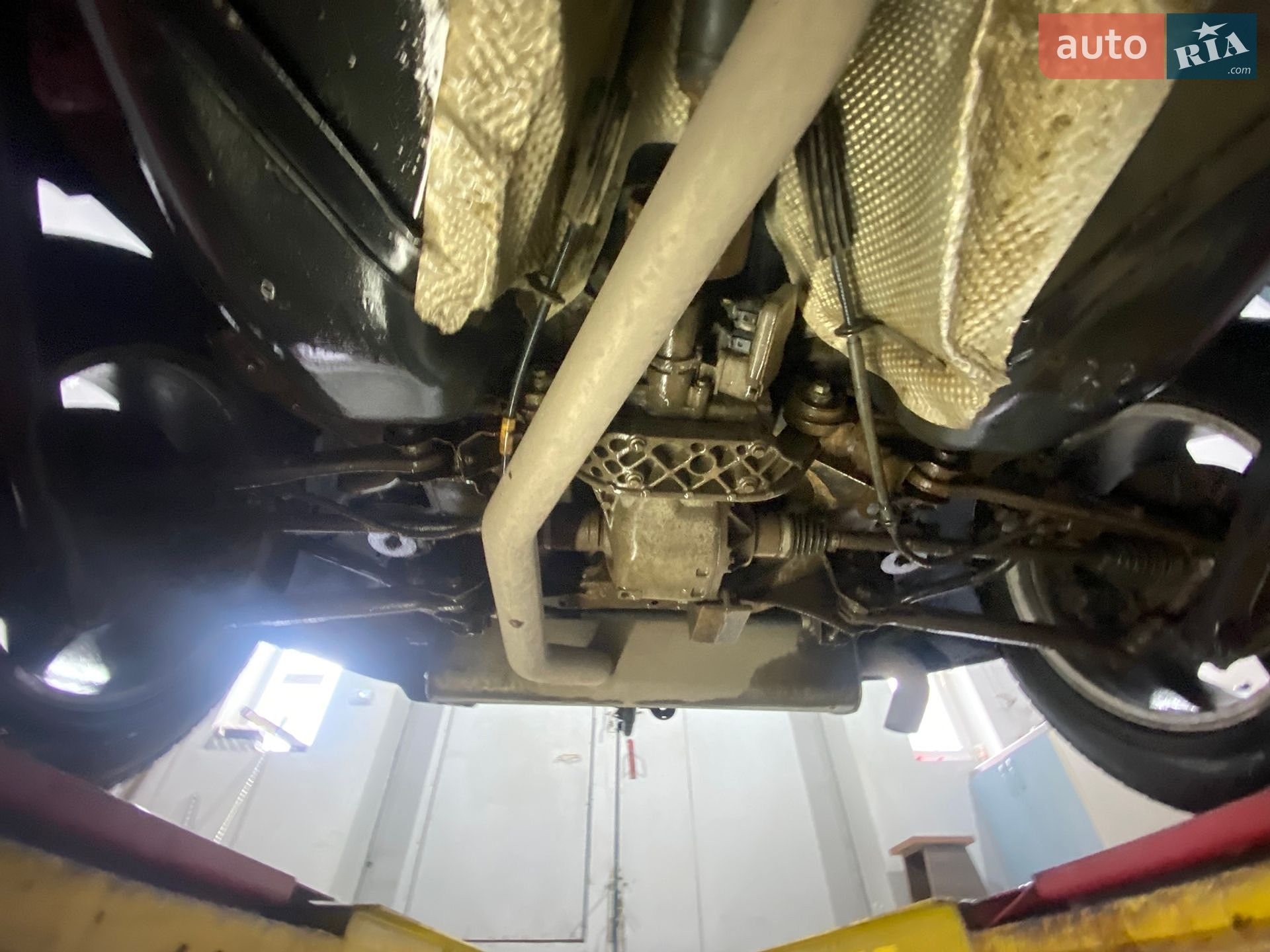 Land Rover Freelander 2011 VIN SALFA2BE3BH236764 фото оголошення 13 з 23
