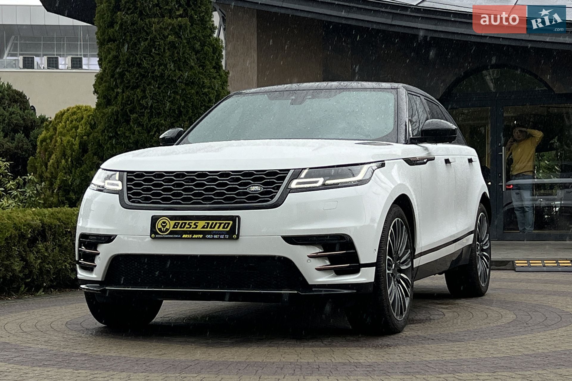 Land Rover Range Rover Velar 2018 VIN SALYM2RV8JA753961 фото оголошення 4 з 30