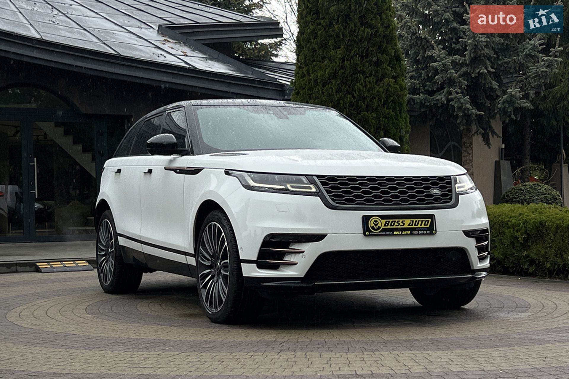 Land Rover Range Rover Velar 2018 VIN SALYM2RV8JA753961 фото оголошення 2 з 30