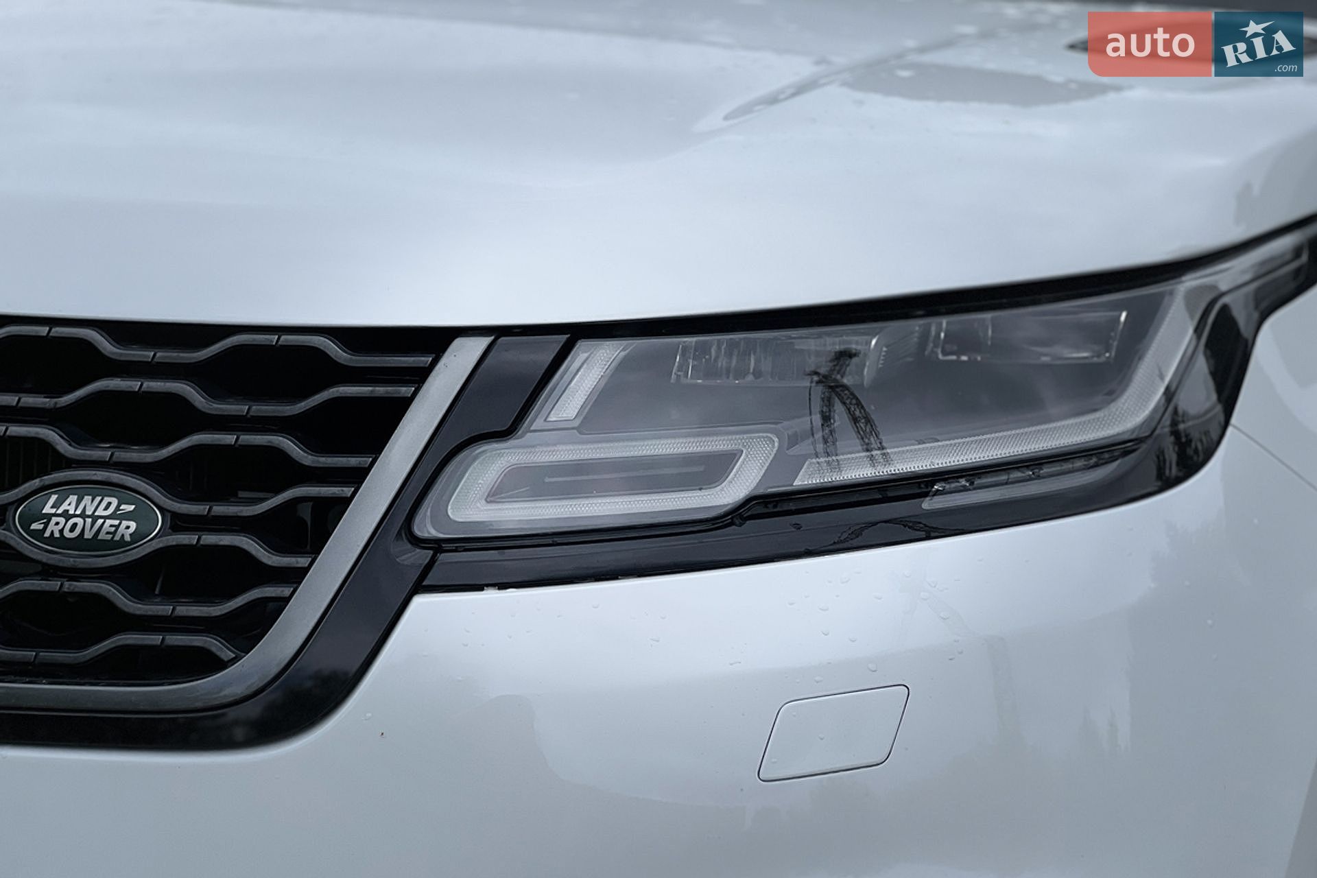 Land Rover Range Rover Velar 2018 VIN SALYM2RV8JA753961 фото оголошення 11 з 30
