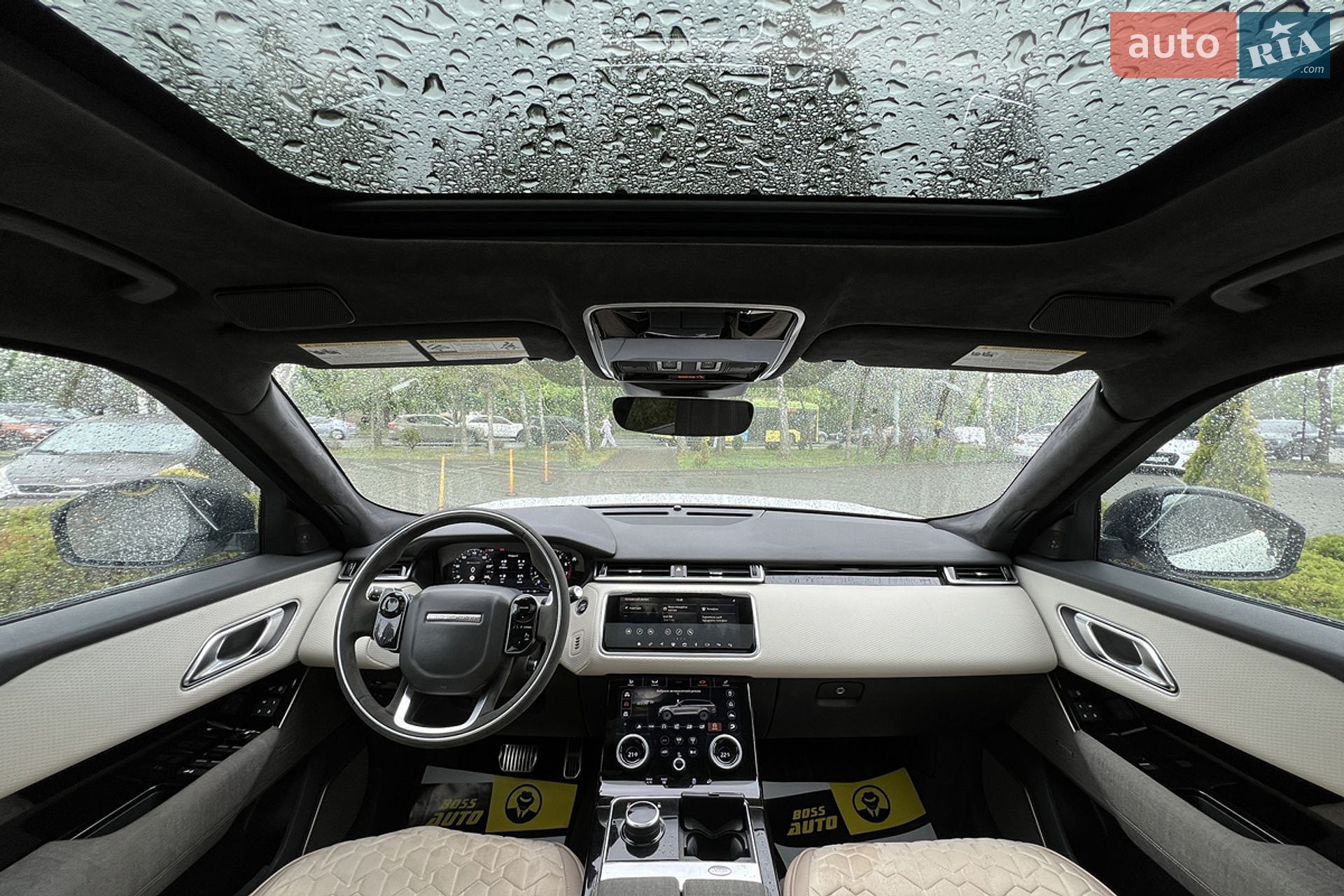 Land Rover Range Rover Velar 2018 VIN SALYM2RV8JA753961 фото оголошення 13 з 30