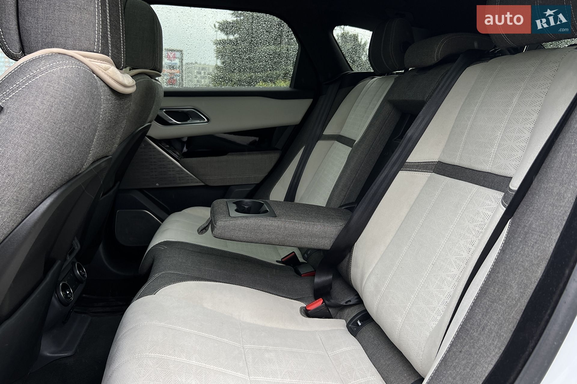 Land Rover Range Rover Velar 2018 VIN SALYM2RV8JA753961 фото оголошення 30 з 30