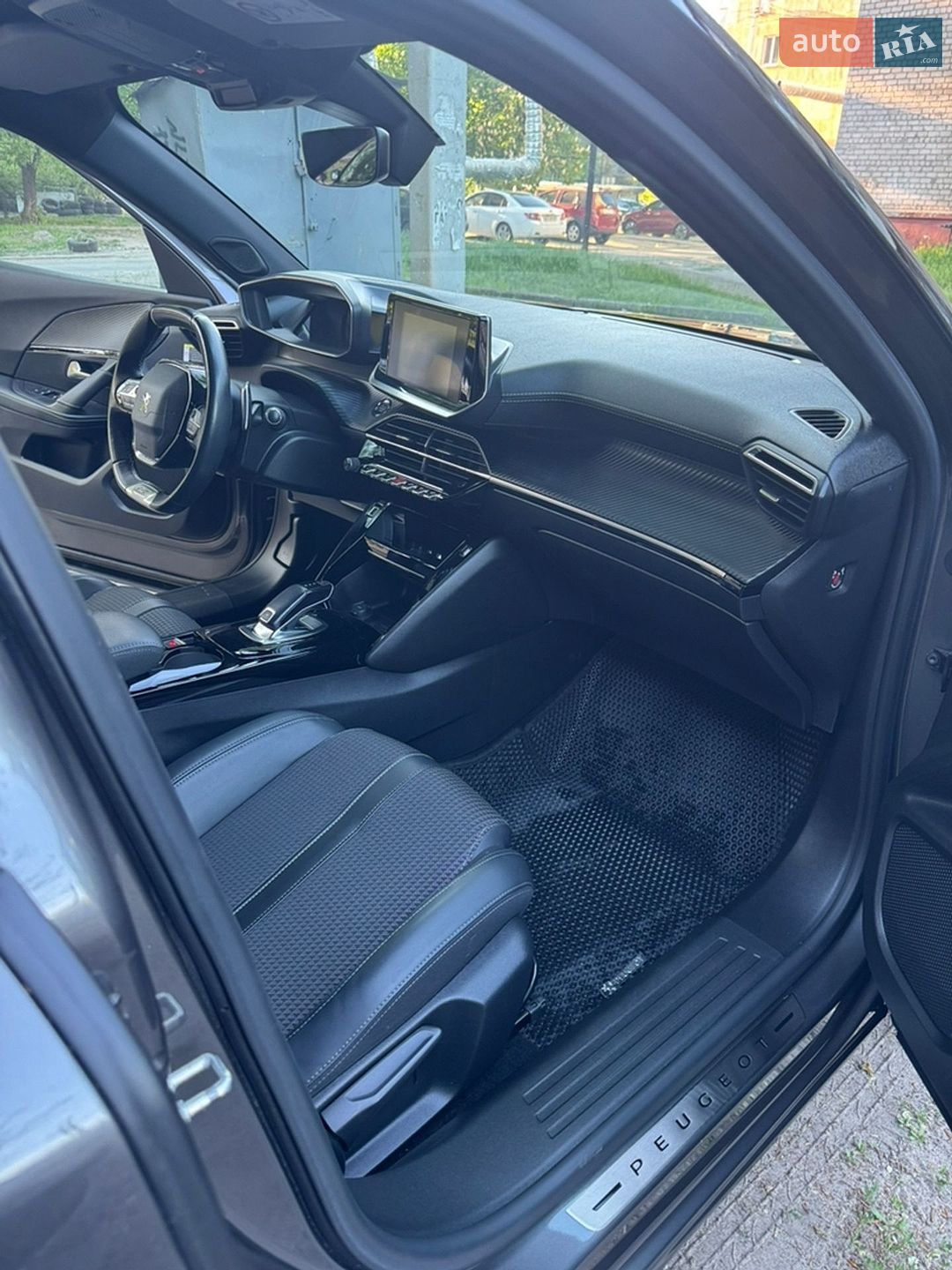 Peugeot 2008 2020 VIN VR3USHNJPLJ890176 фото оголошення 19 з 24