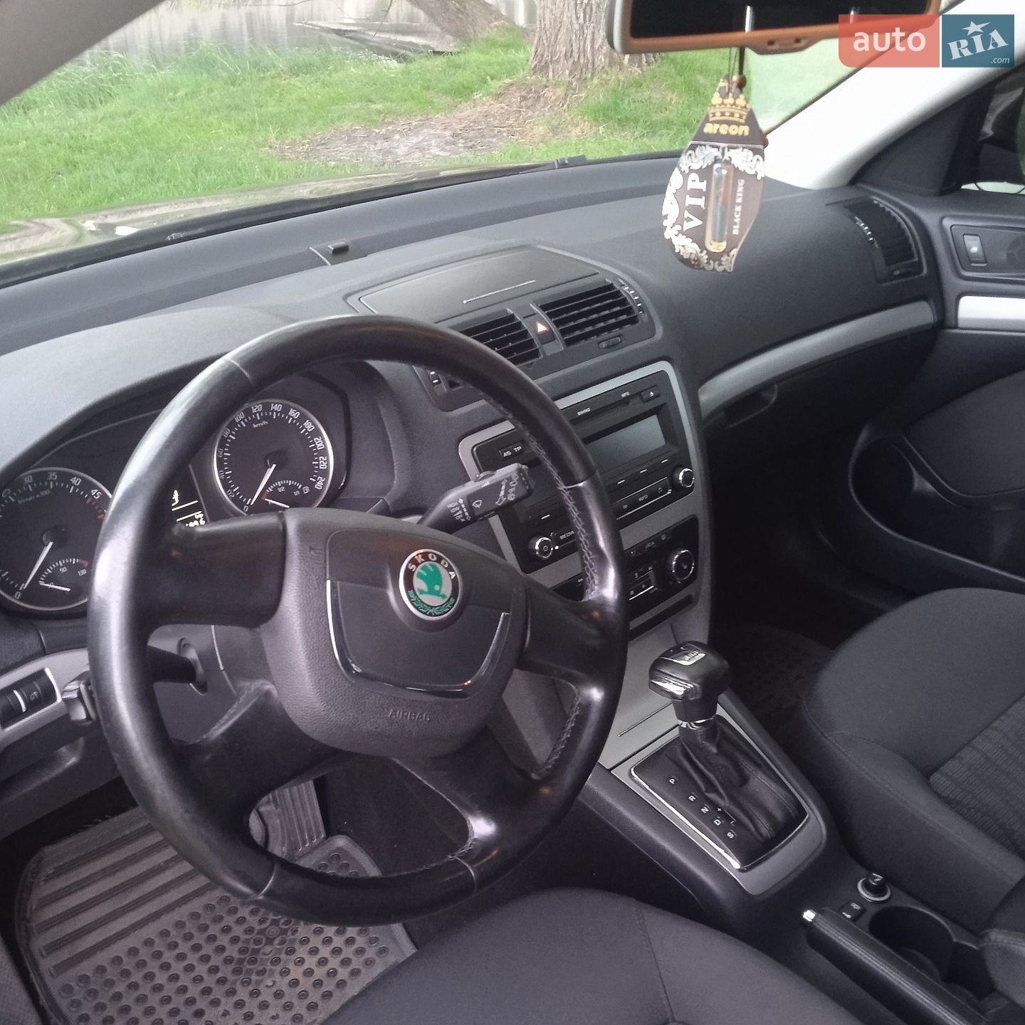 Skoda Octavia 2010 VIN TMBGE61Z5A2095998 фото оголошення 11 з 23
