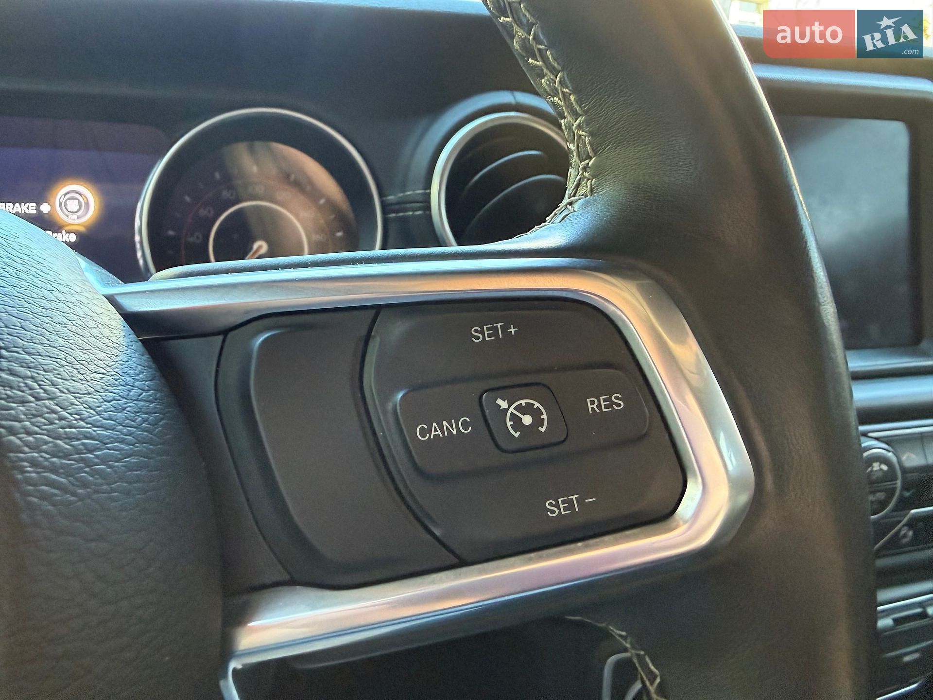 Jeep Wrangler 2018 VIN 1C4HJXEN7JW236298 фото оголошення 14 з 55