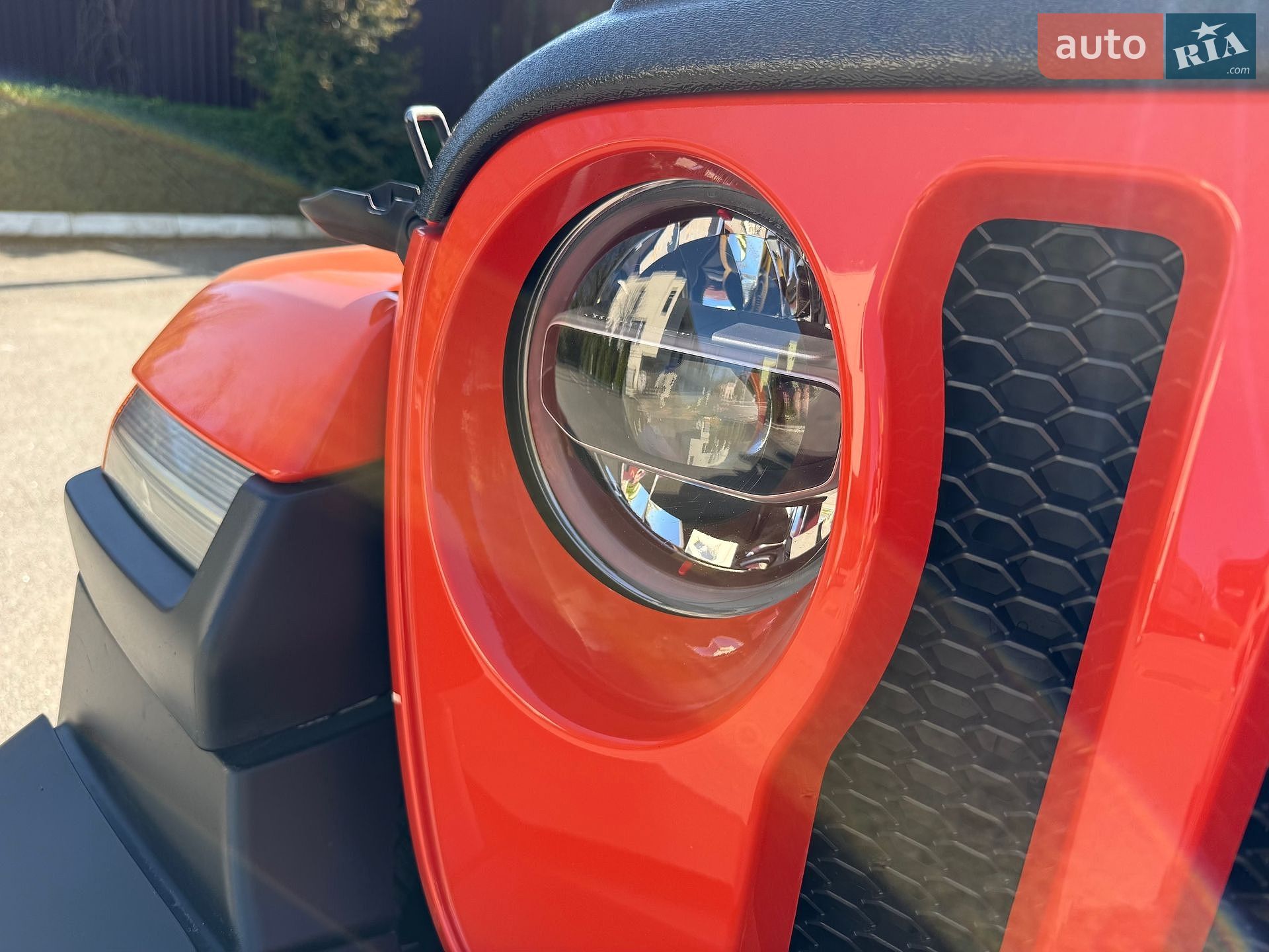 Jeep Wrangler 2018 VIN 1C4HJXEN7JW236298 фото оголошення 18 з 55