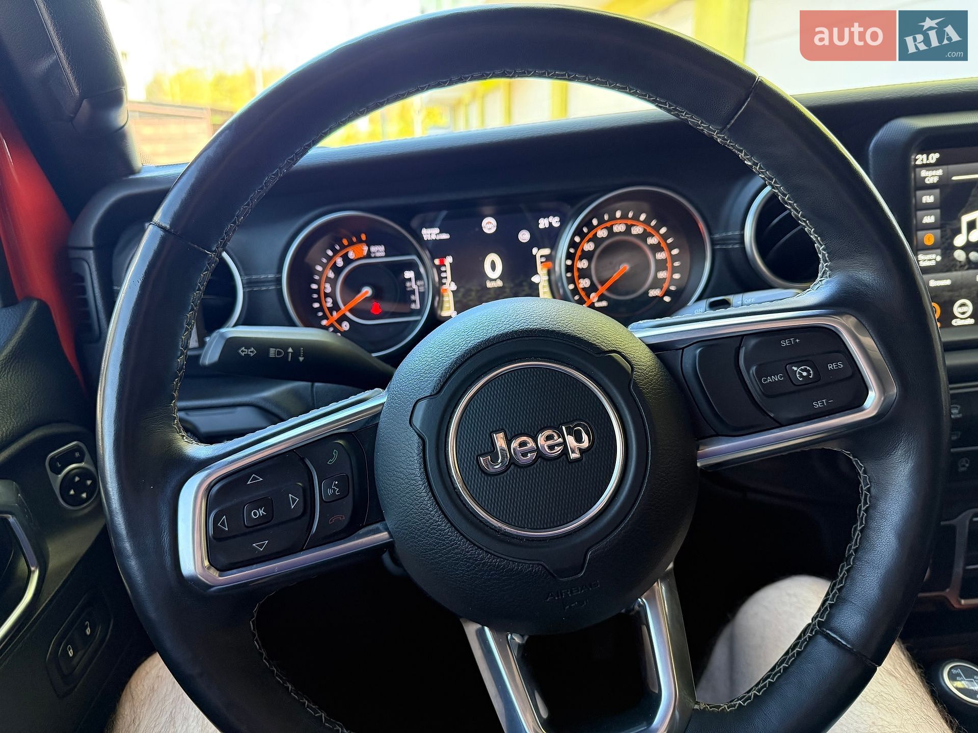 Jeep Wrangler 2018 VIN 1C4HJXEN7JW236298 фото оголошення 38 з 55
