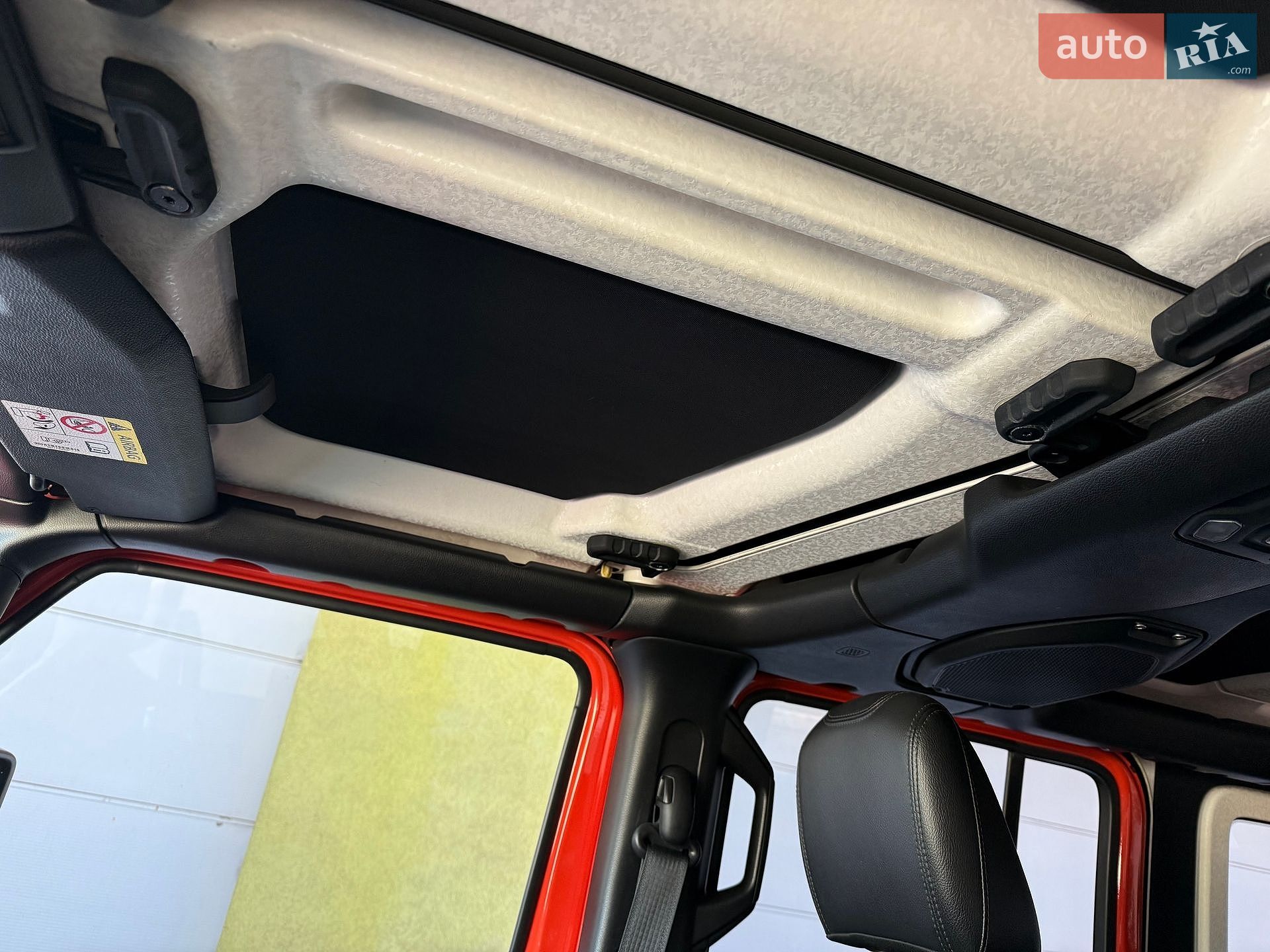 Jeep Wrangler 2018 VIN 1C4HJXEN7JW236298 фото оголошення 40 з 55