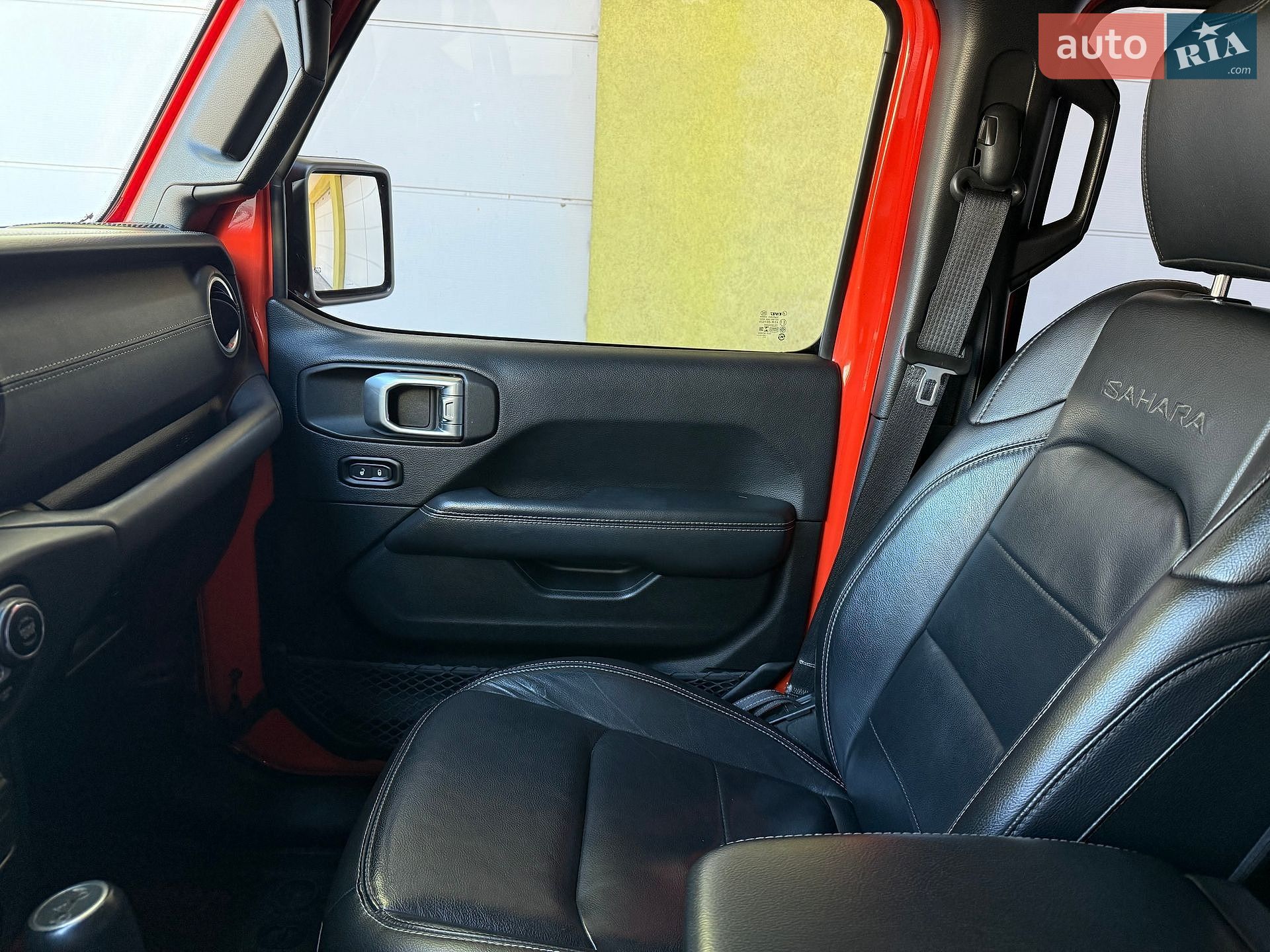 Jeep Wrangler 2018 VIN 1C4HJXEN7JW236298 фото оголошення 41 з 55