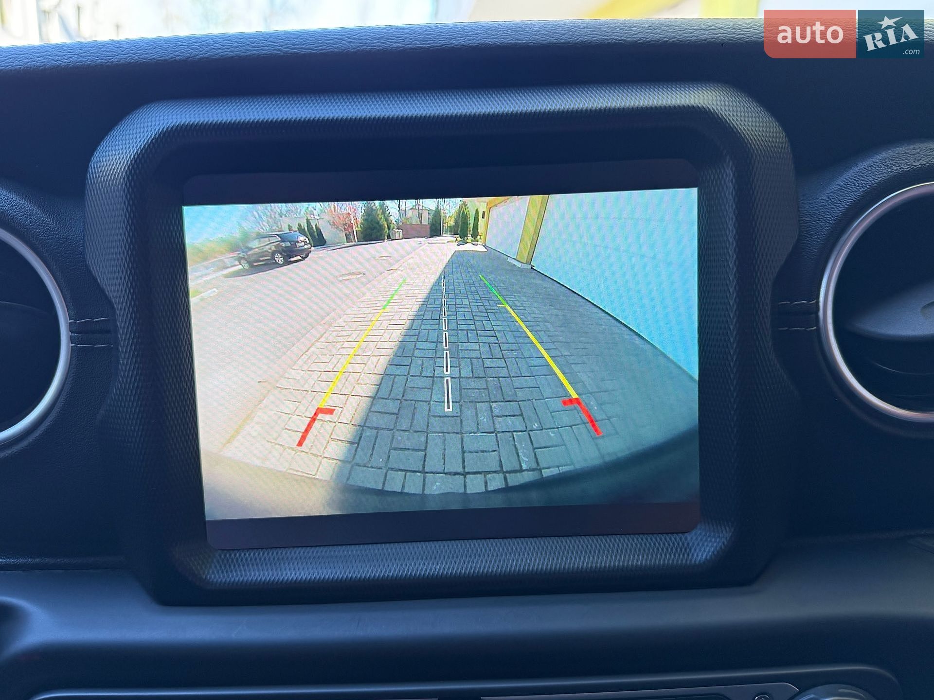 Jeep Wrangler 2018 VIN 1C4HJXEN7JW236298 фото оголошення 43 з 55