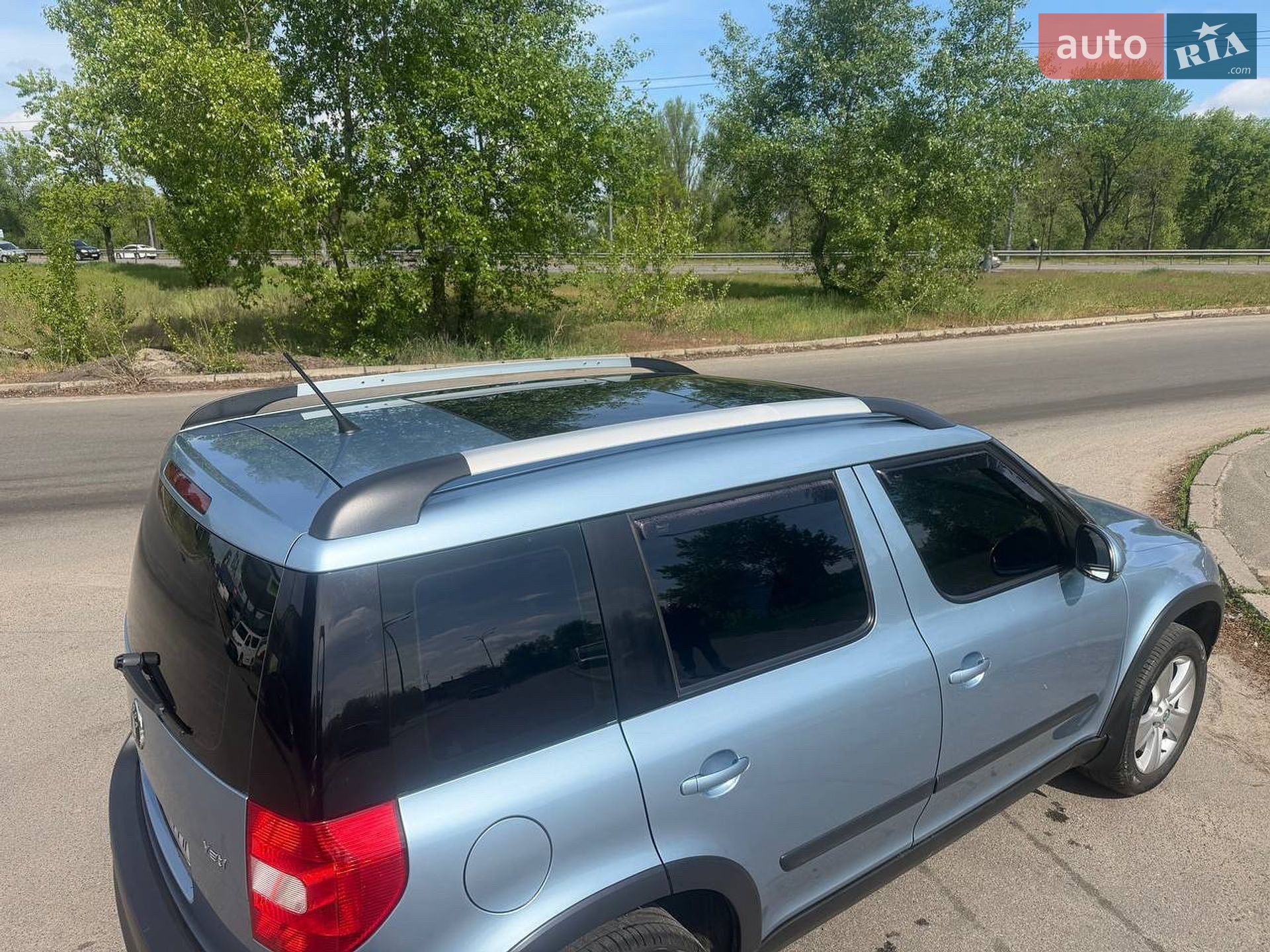 Skoda Yeti 2013 VIN TMBLB25L4DB700443 фото оголошення 2 з 8