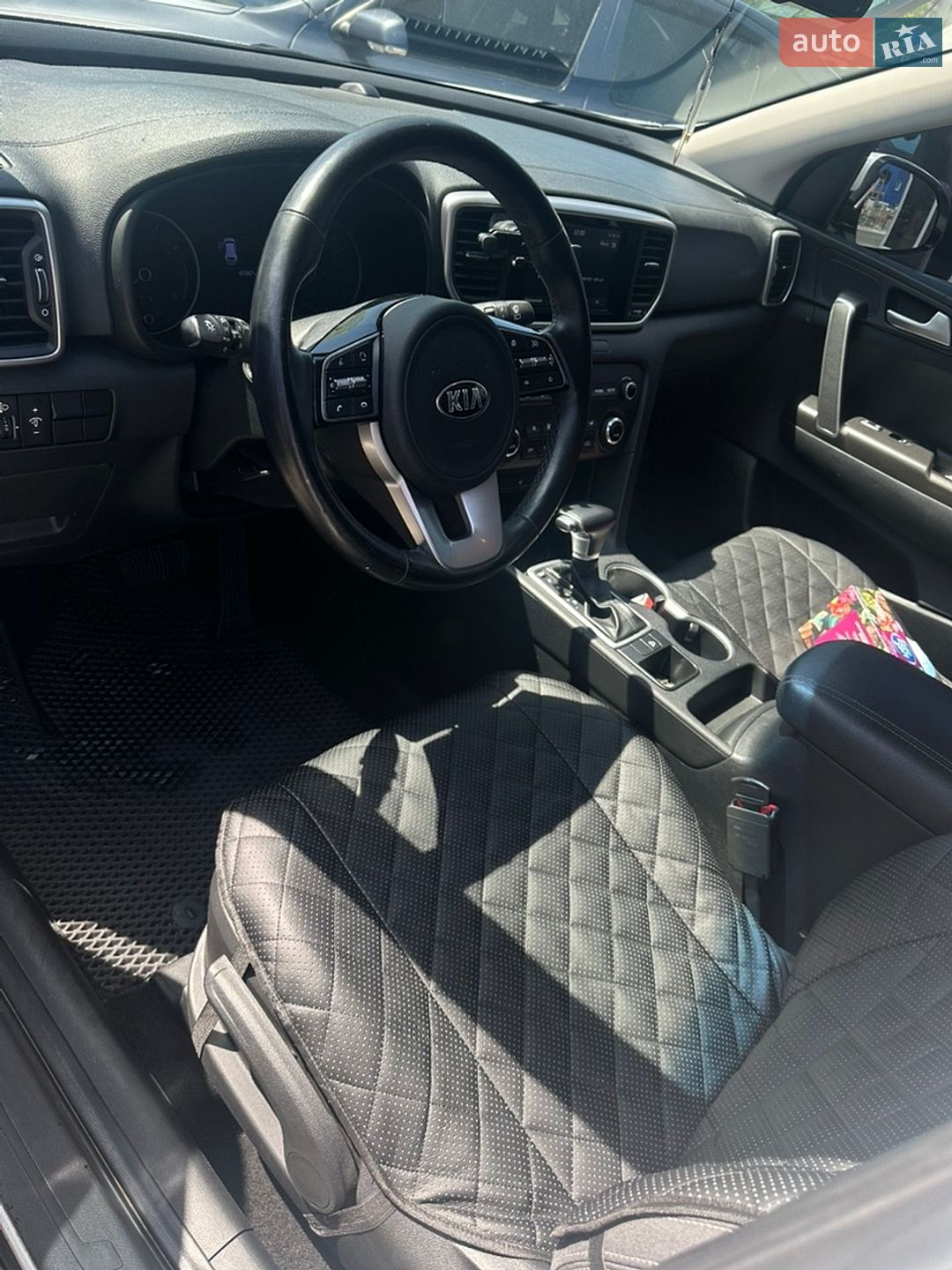 Kia Sportage 2019 VIN U5YPG814BKL695974 фото оголошення 12 з 24