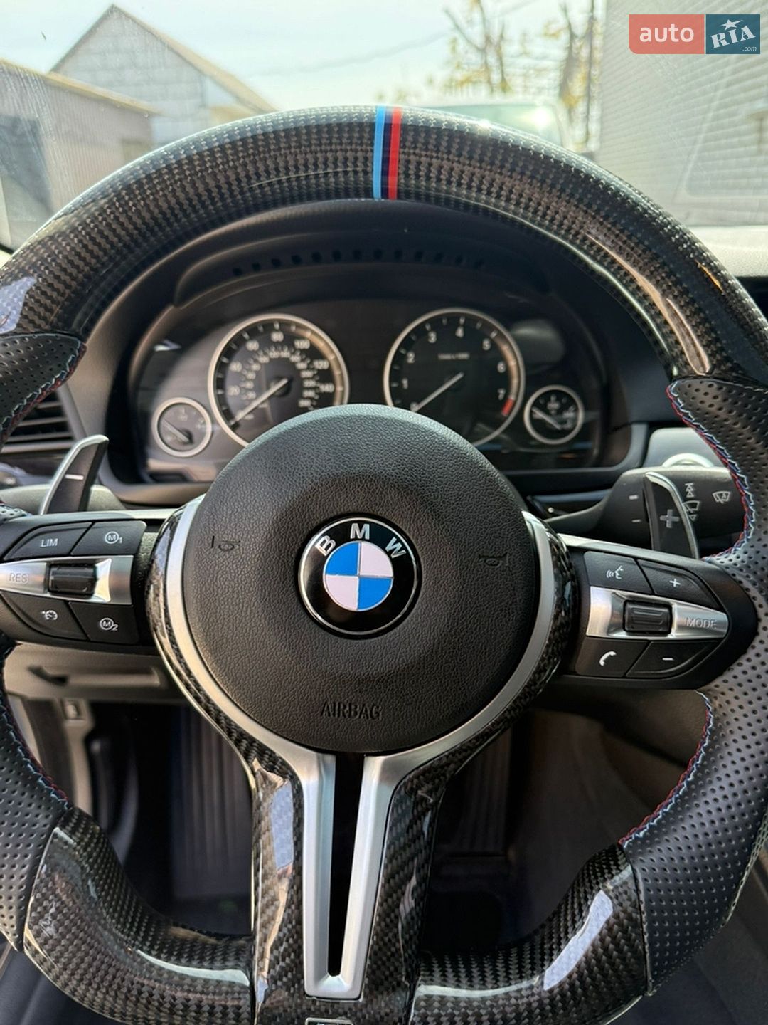 BMW 5 Series 2015 VIN WBA5B1C52FG126063 фото оголошення 19 з 25