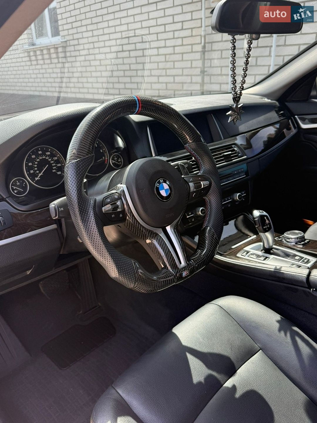BMW 5 Series 2015 VIN WBA5B1C52FG126063 фото оголошення 6 з 25