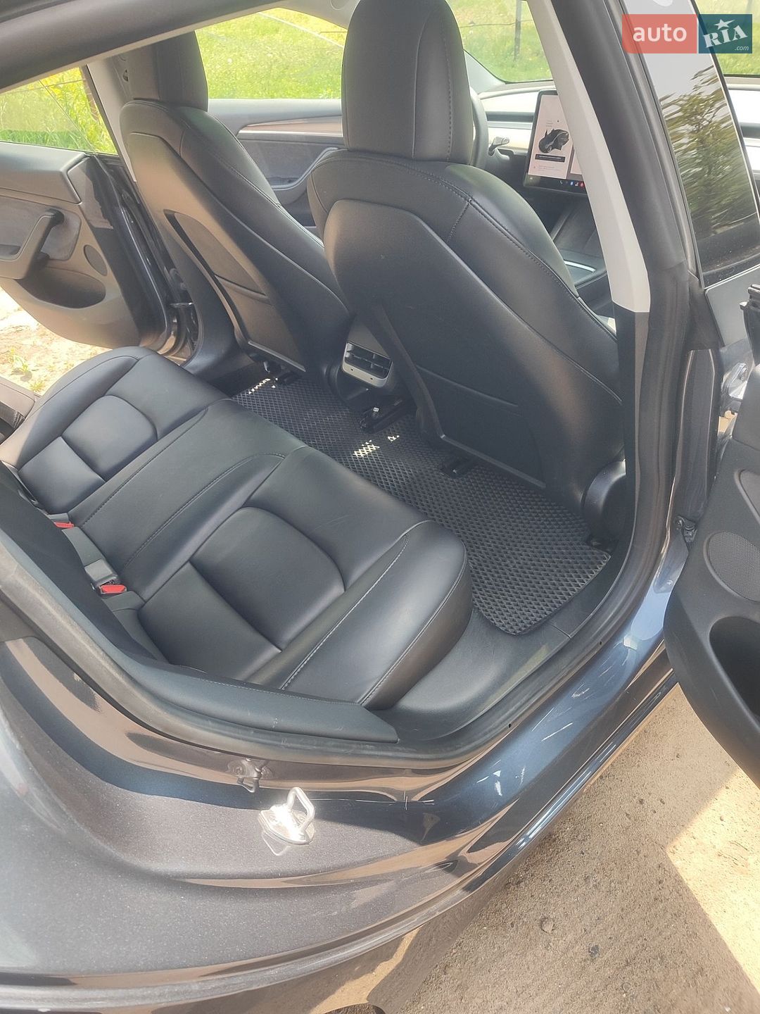 Tesla Model 3 2022 VIN 5YJ3E1EA2PF450346 фото оголошення 28 з 36