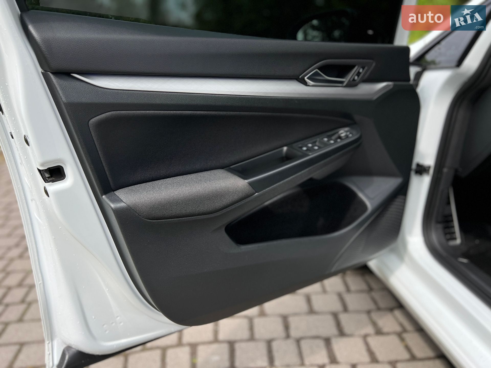 Volkswagen Golf 2020 VIN WVWZZZCDZLW047175 фото оголошення 11 з 30