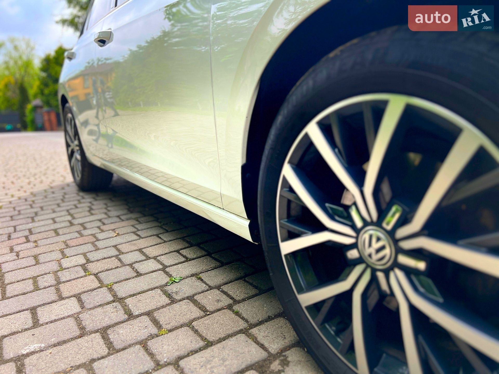 Volkswagen Golf 2020 VIN WVWZZZCDZLW047175 фото оголошення 23 з 30