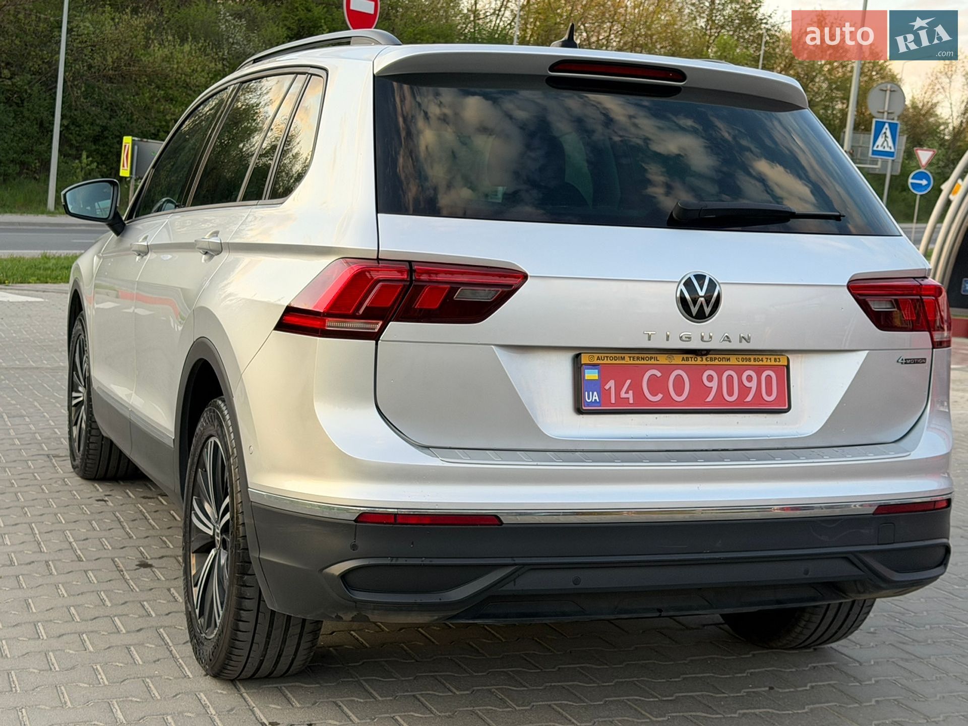 Volkswagen Tiguan 2022 VIN WVGZZZ5NZMW076723 фото оголошення 8 з 27