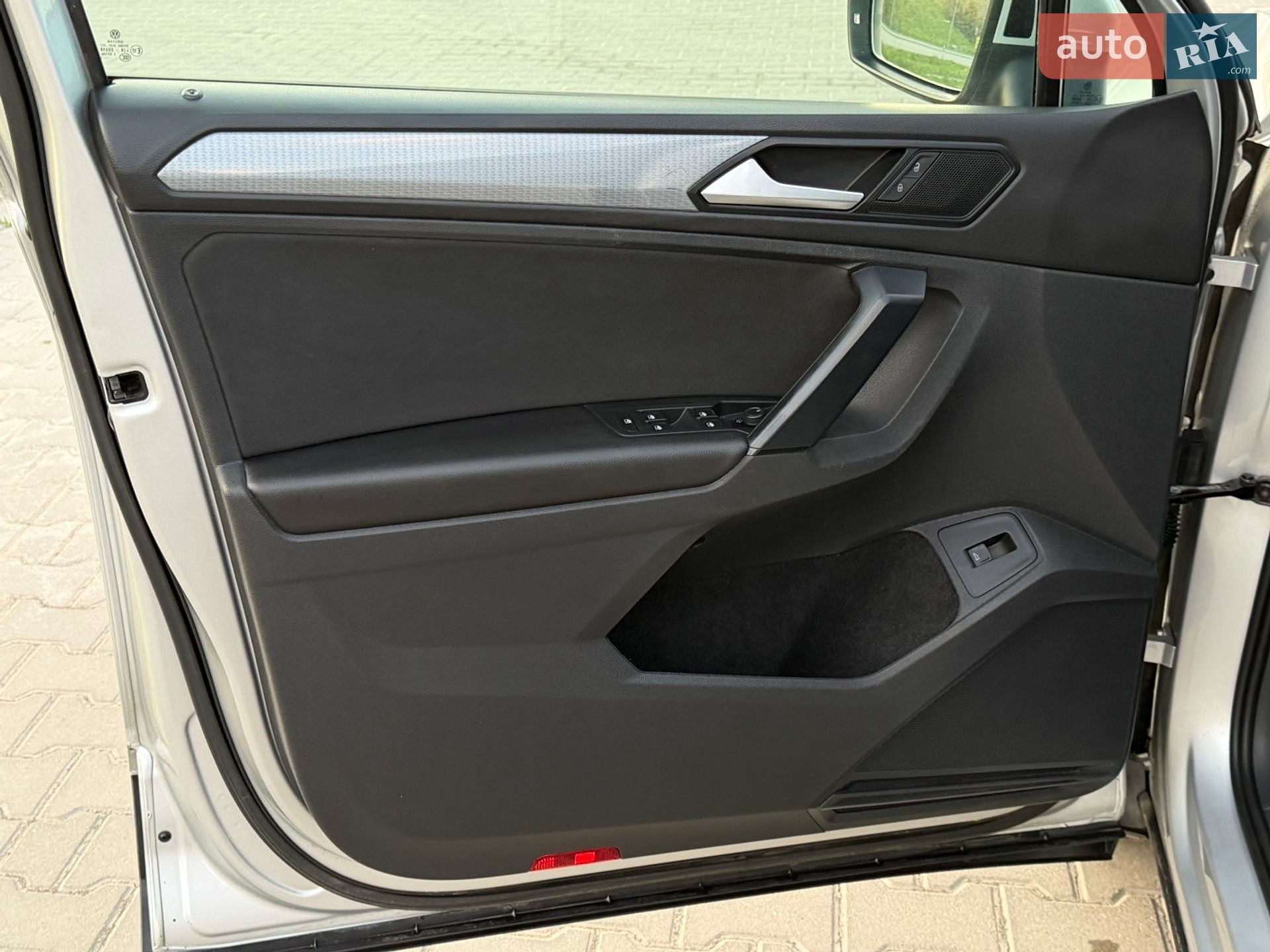 Volkswagen Tiguan 2022 VIN WVGZZZ5NZMW076723 фото оголошення 11 з 27
