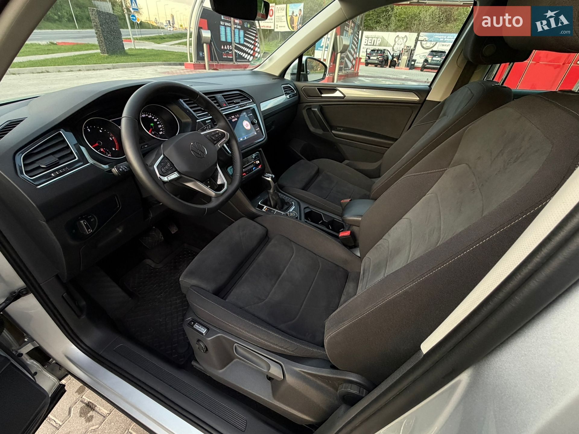 Volkswagen Tiguan 2022 VIN WVGZZZ5NZMW076723 фото оголошення 12 з 27