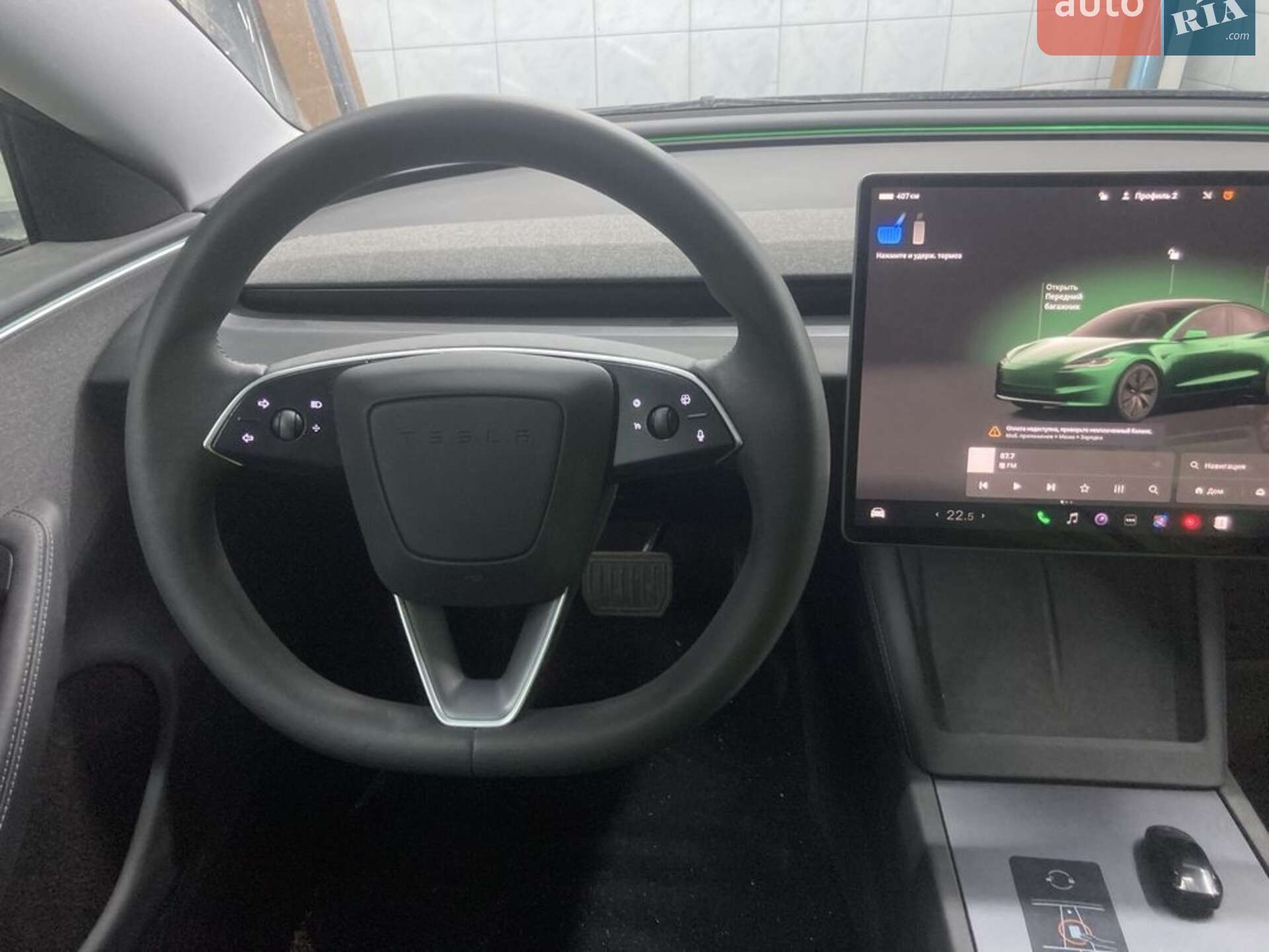 Tesla Model 3 2024 VIN 5YJ3E1EA2RF749483 фото оголошення 5 з 19