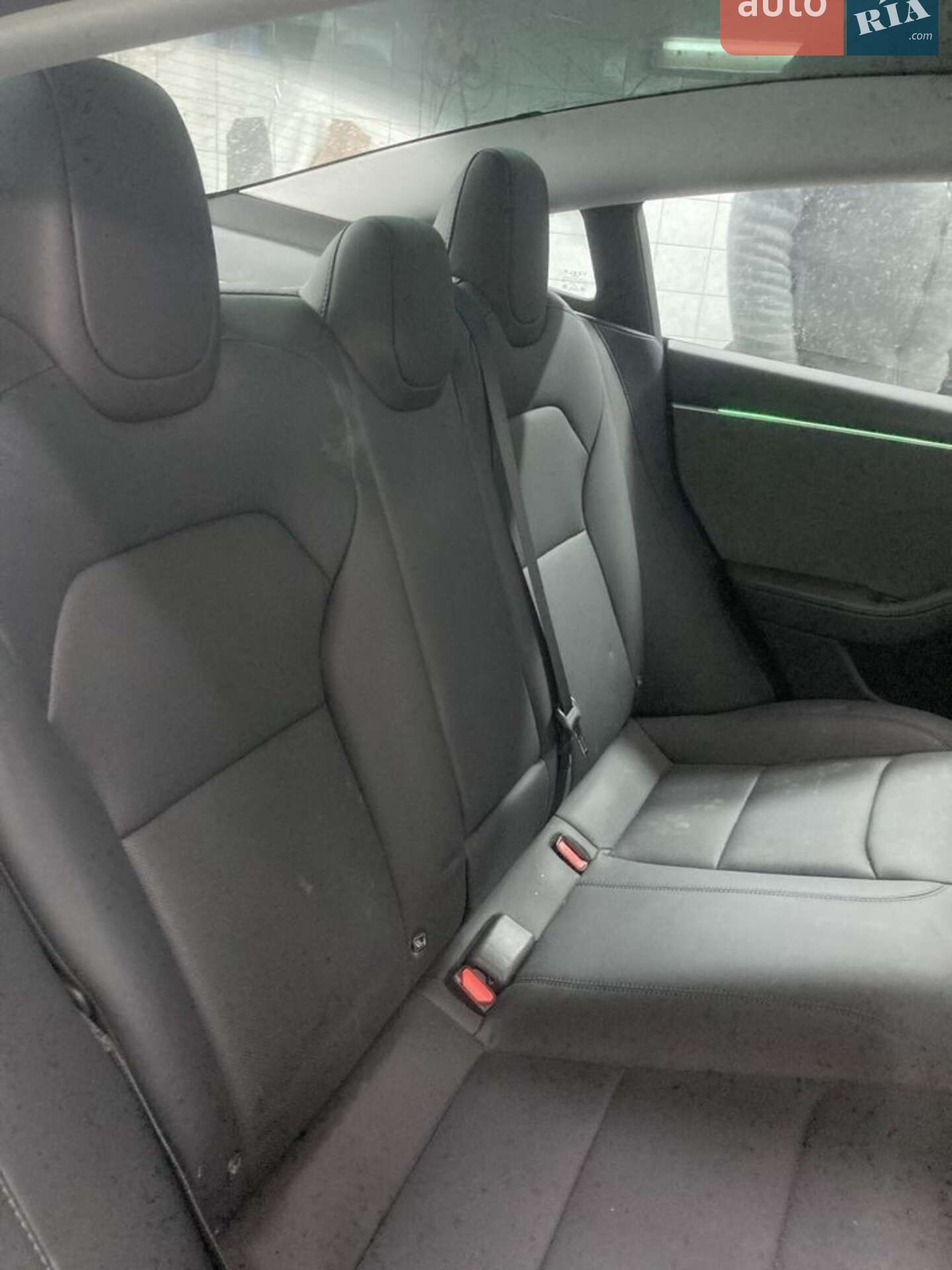 Tesla Model 3 2024 VIN 5YJ3E1EA2RF749483 фото оголошення 10 з 19