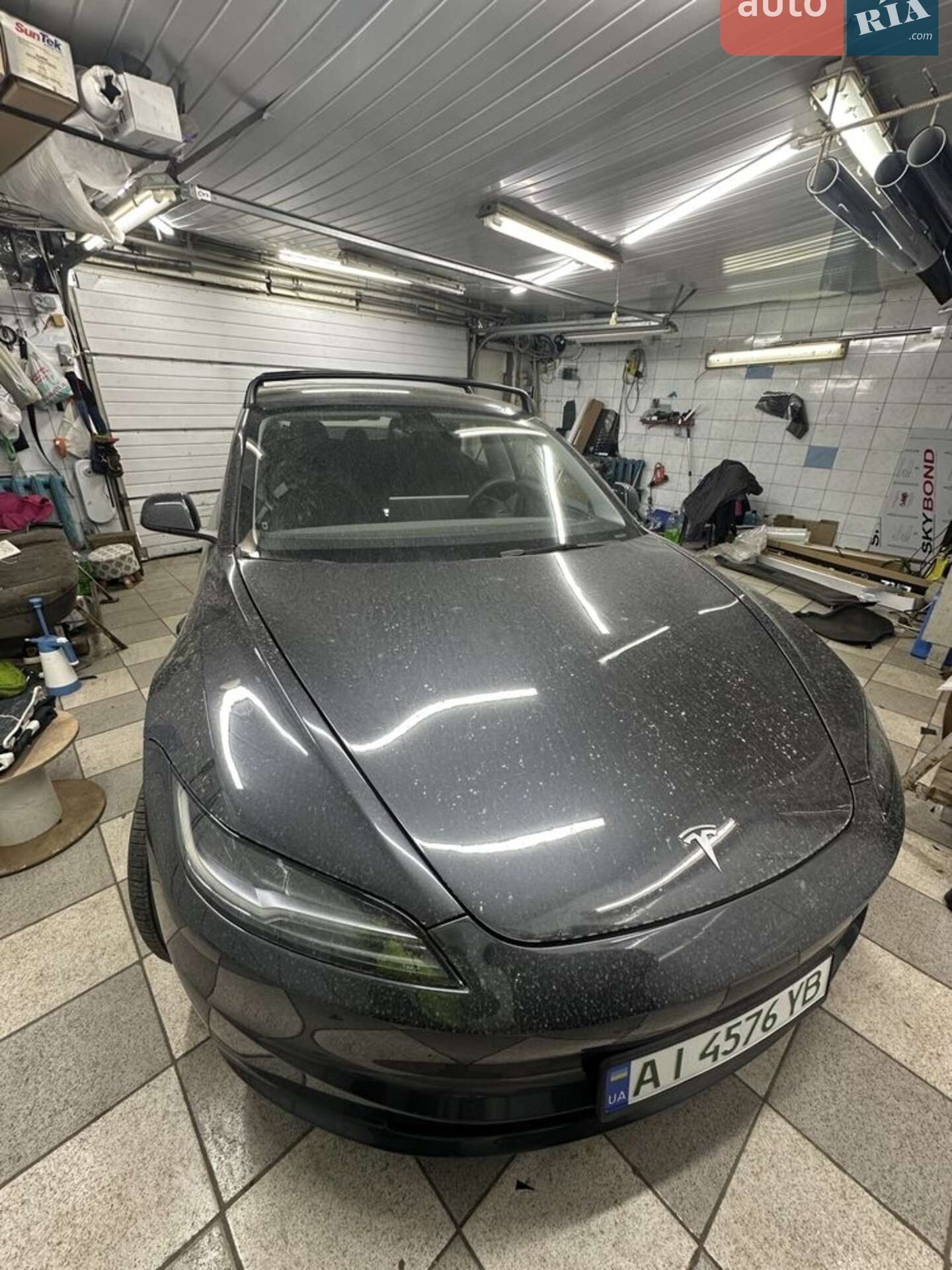 Tesla Model 3 2024 VIN 5YJ3E1EA2RF749483 фото оголошення 14 з 19