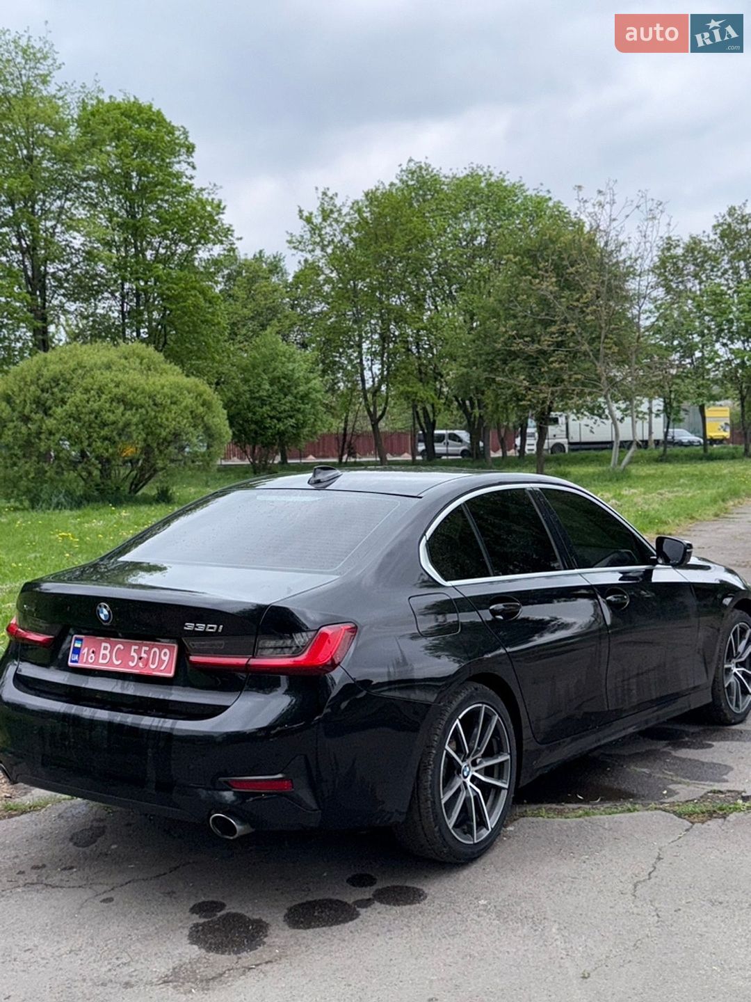 BMW 3 Series 2021 VIN 3MW5R7J09M8B80770 фото оголошення 2 з 19