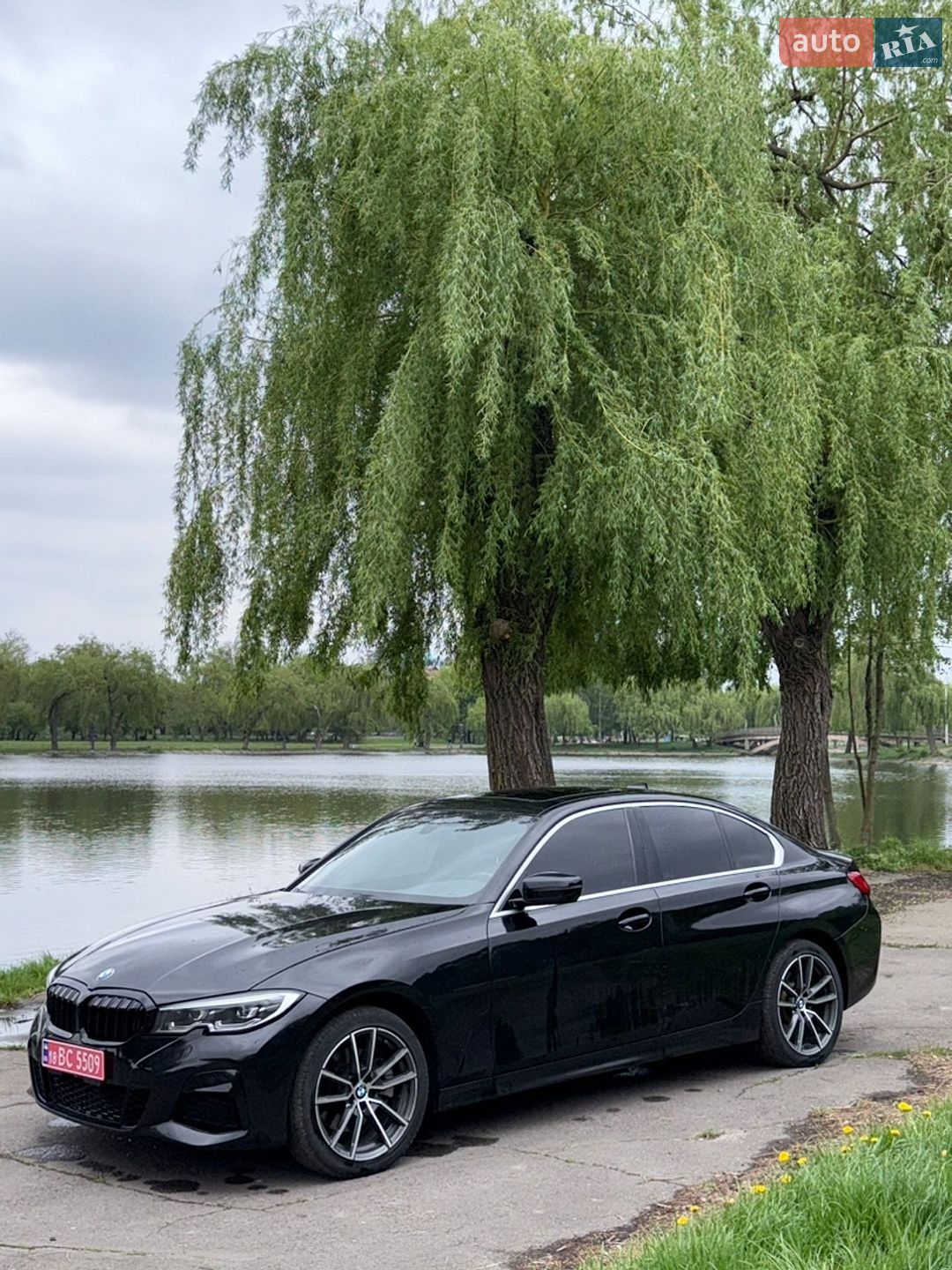 BMW 3 Series 2021 VIN 3MW5R7J09M8B80770 фото оголошення 4 з 19