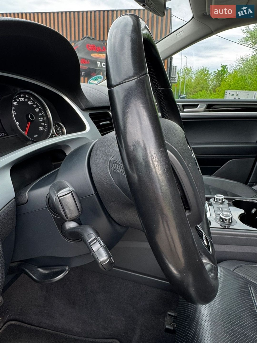 Volkswagen Touareg 2013 VIN WVGZZZ7PZDD011879 фото оголошення 22 з 52