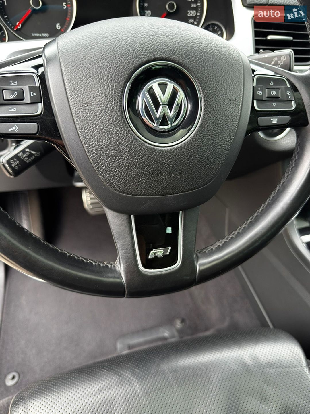 Volkswagen Touareg 2013 VIN WVGZZZ7PZDD011879 фото оголошення 29 з 52