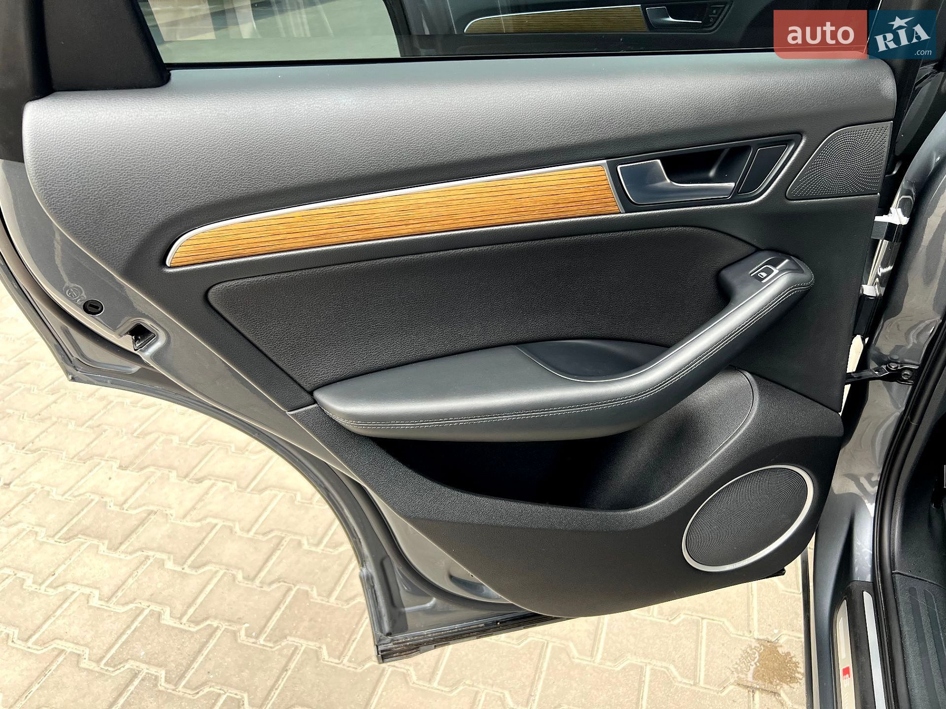 Audi Q5 2015 VIN WAUZZZ8R7FA132029 фото оголошення 17 з 24