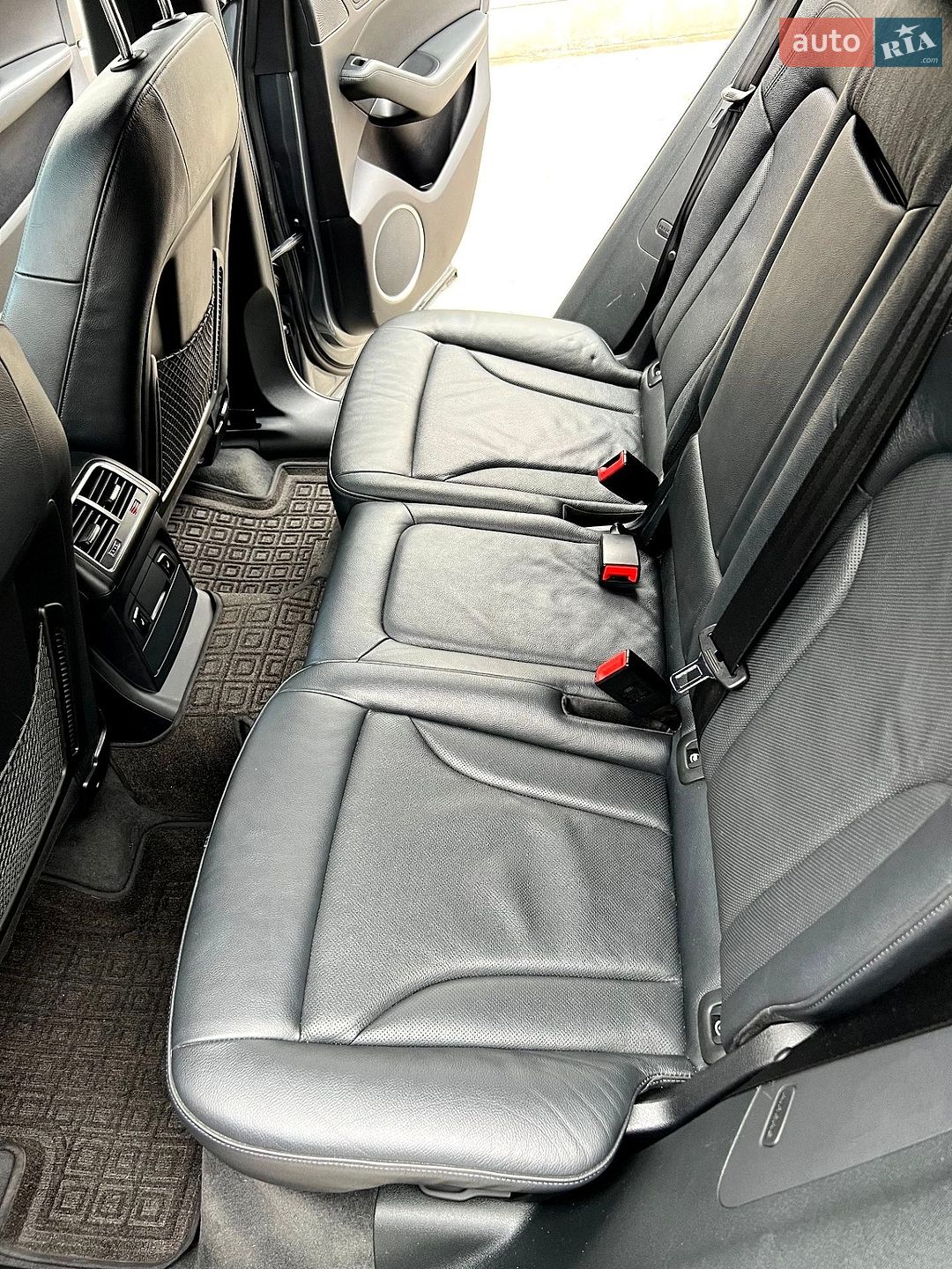 Audi Q5 2015 VIN WAUZZZ8R7FA132029 фото оголошення 21 з 24