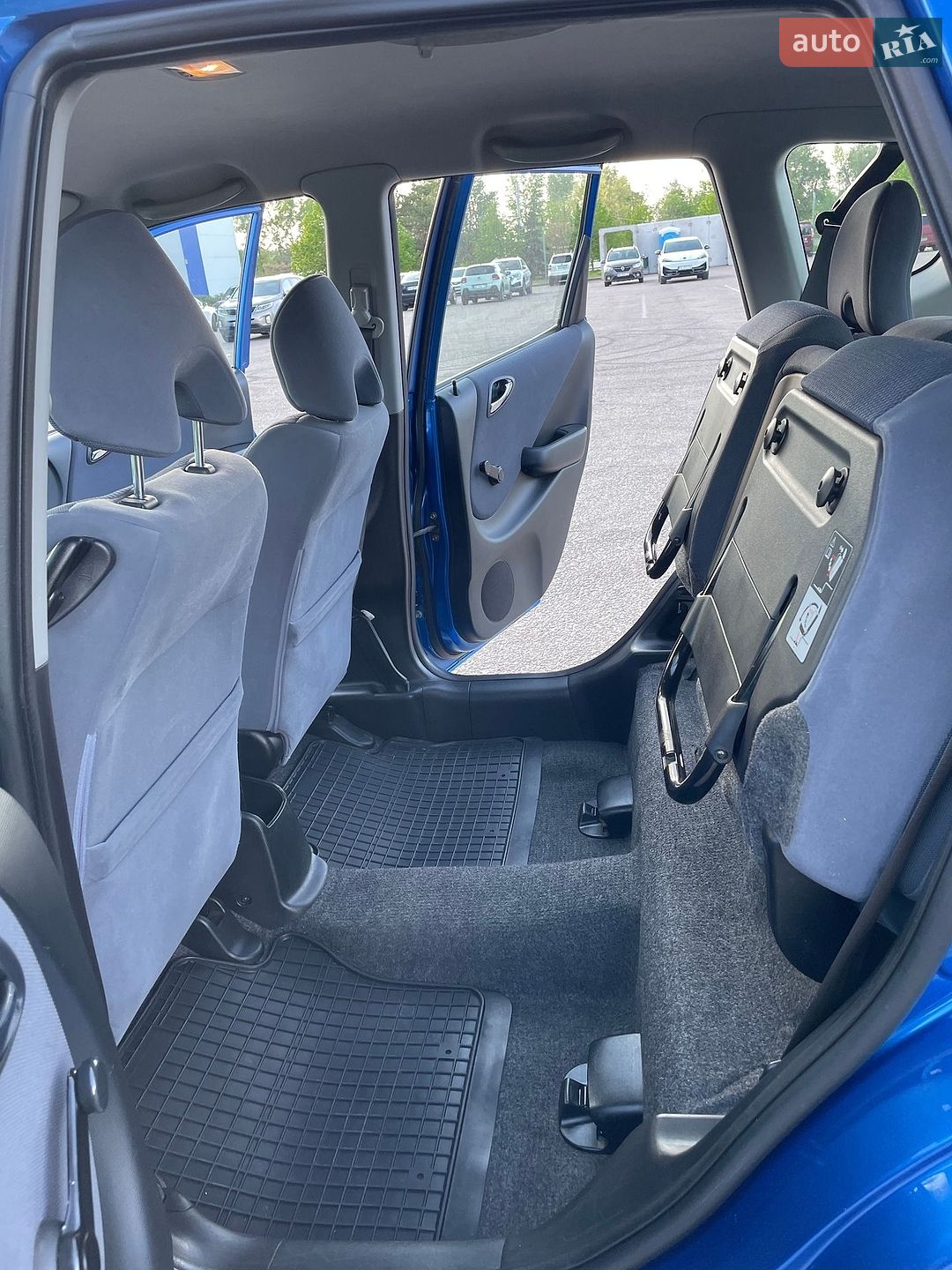 Honda Jazz 2004 VIN JHMGD17504S245839 фото оголошення 21 з 26