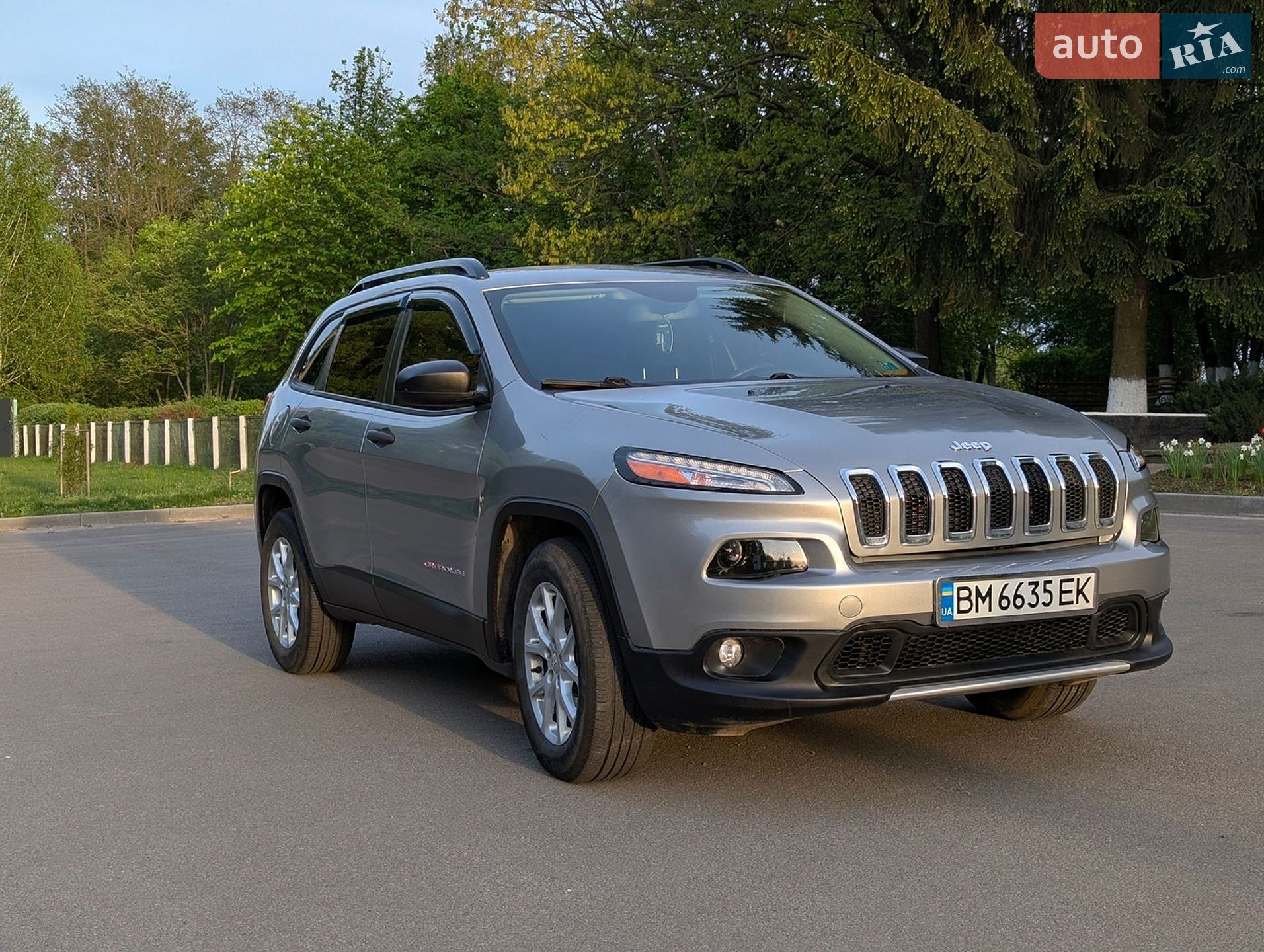 Jeep Cherokee 2015 VIN 1C4PJMAB1FW774766 фото оголошення 26 з 33