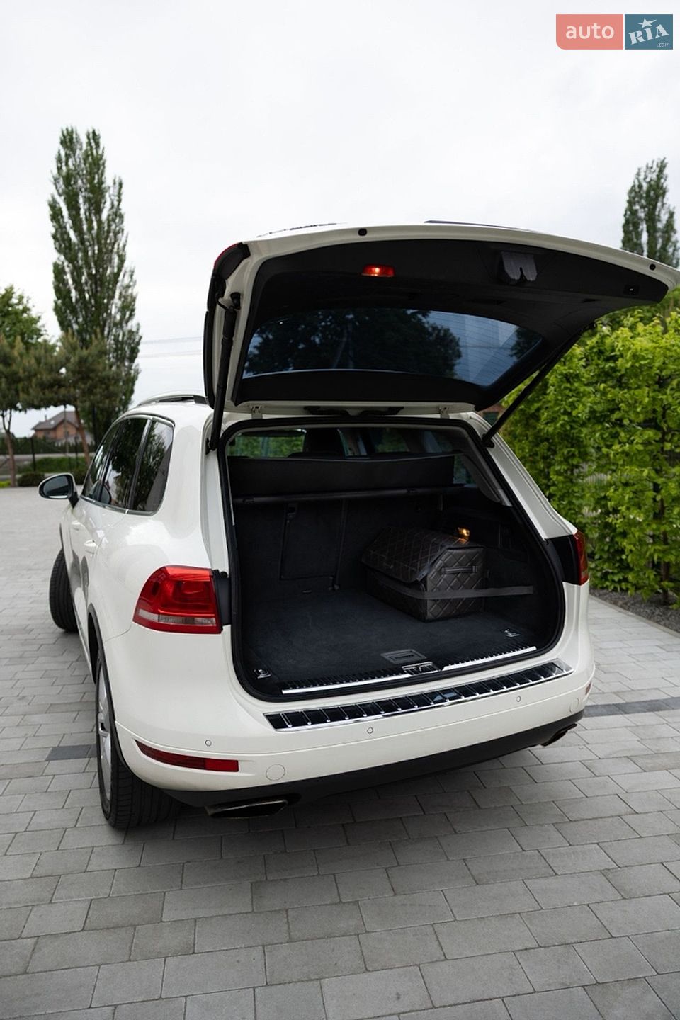Volkswagen Touareg 2011 VIN WVGZZZ7PZBD049172 фото оголошення 11 з 20